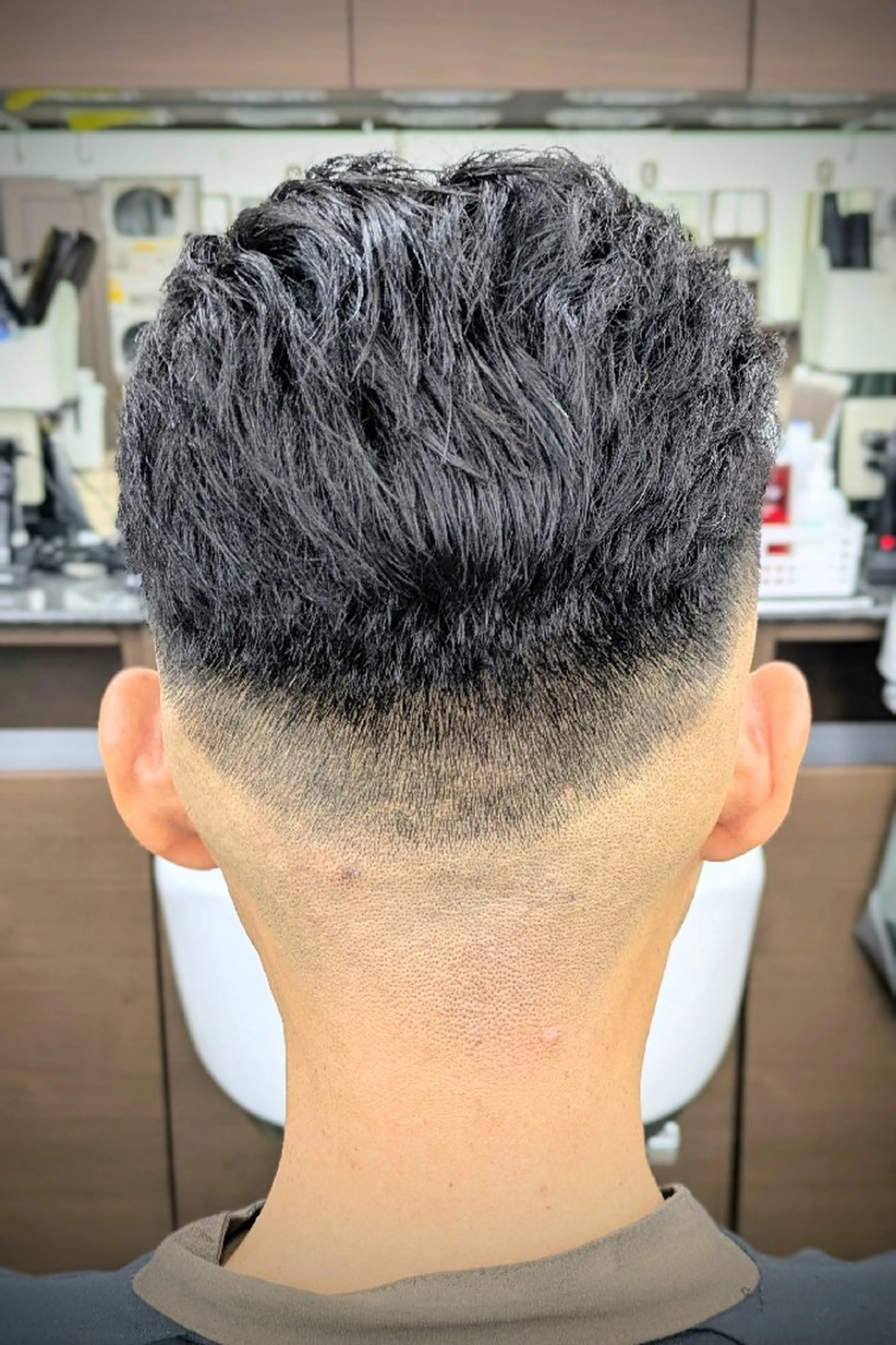 ショート パーマ 理容プラージュ燕三条 福井のヘアスタイル