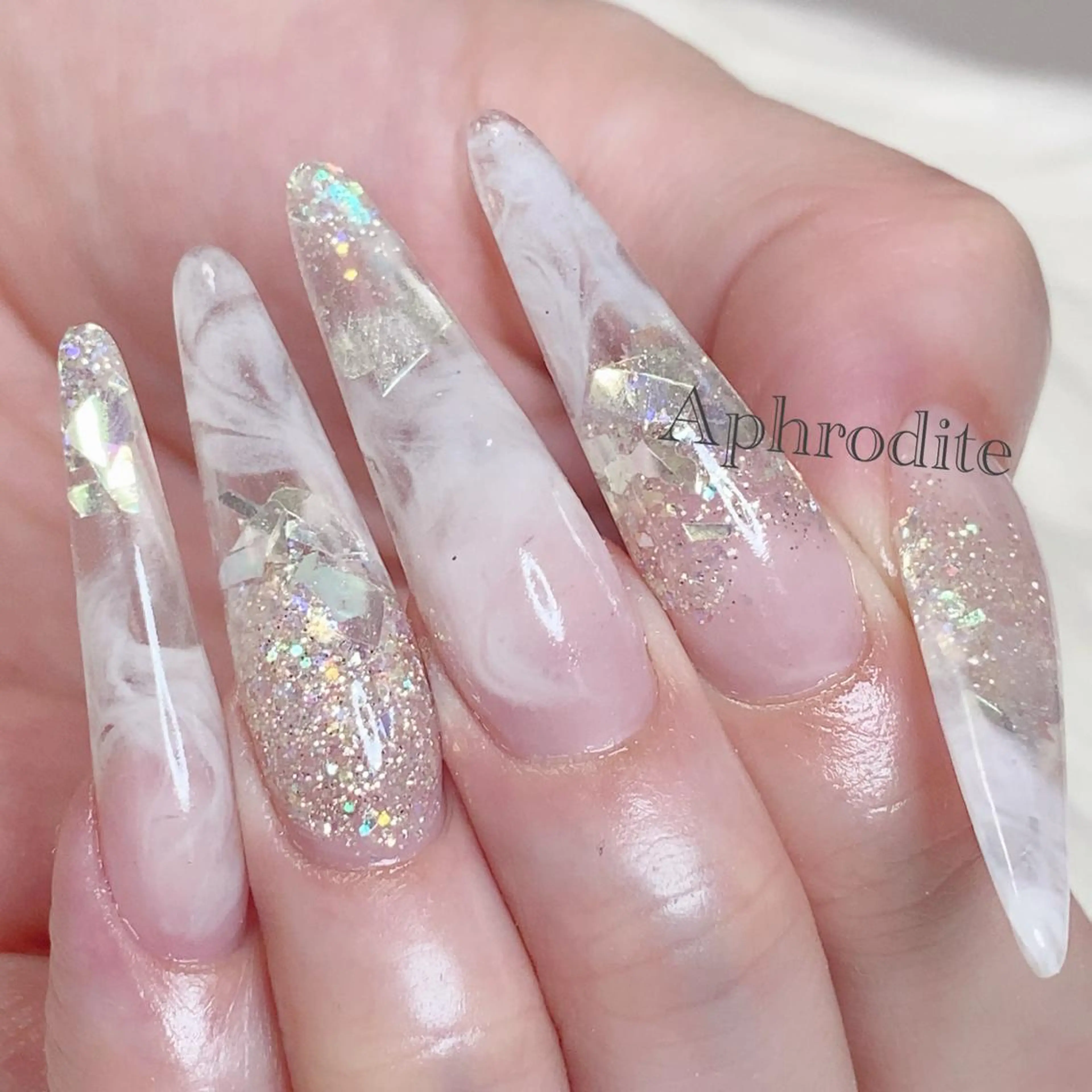 ネイル Aphrodite パラジェル認定サロンのネイルデザイン