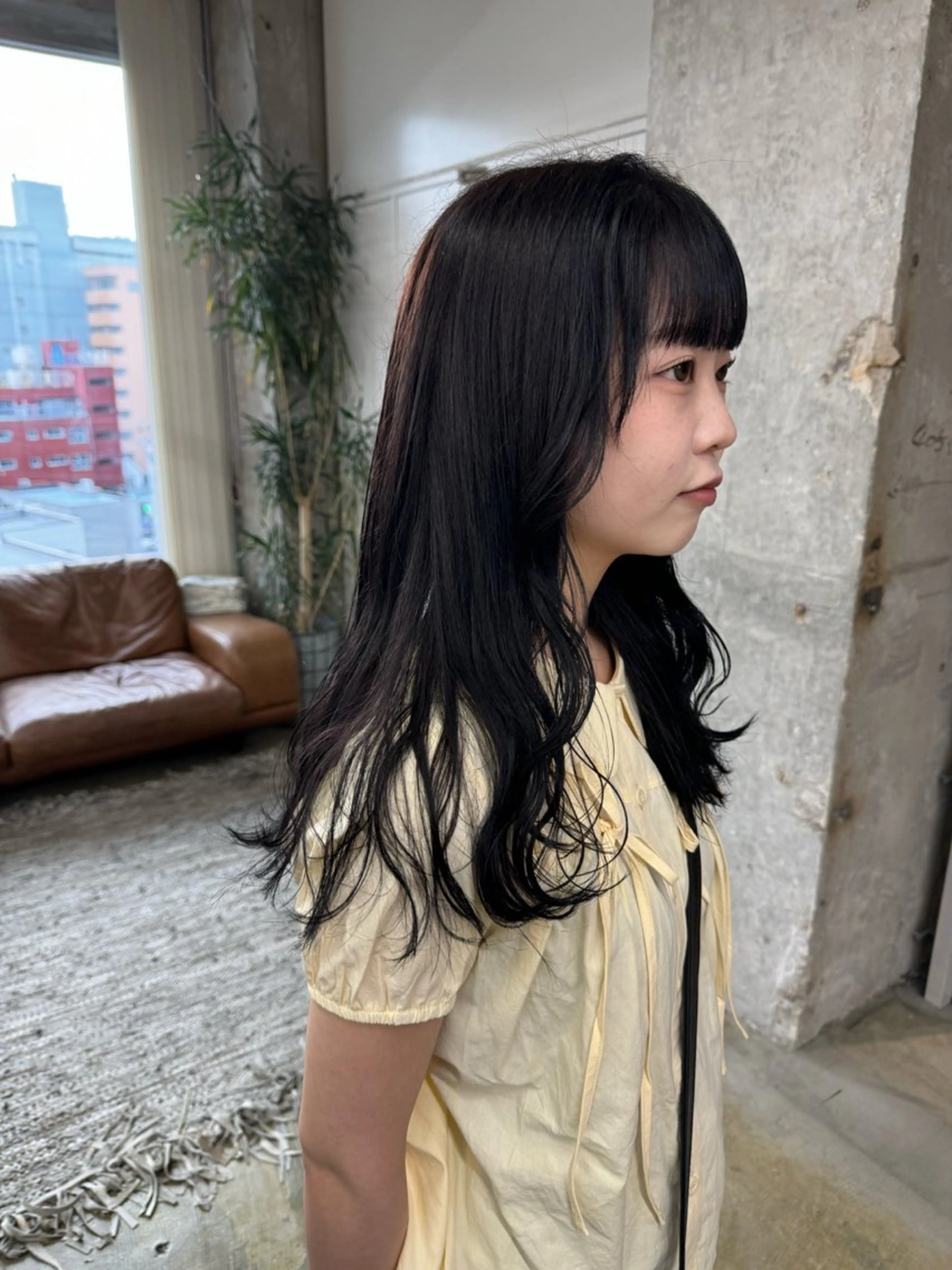 ロング カラー ヘアカラー 愛加ブリーチ・ レイヤー・パーマのヘアスタイル