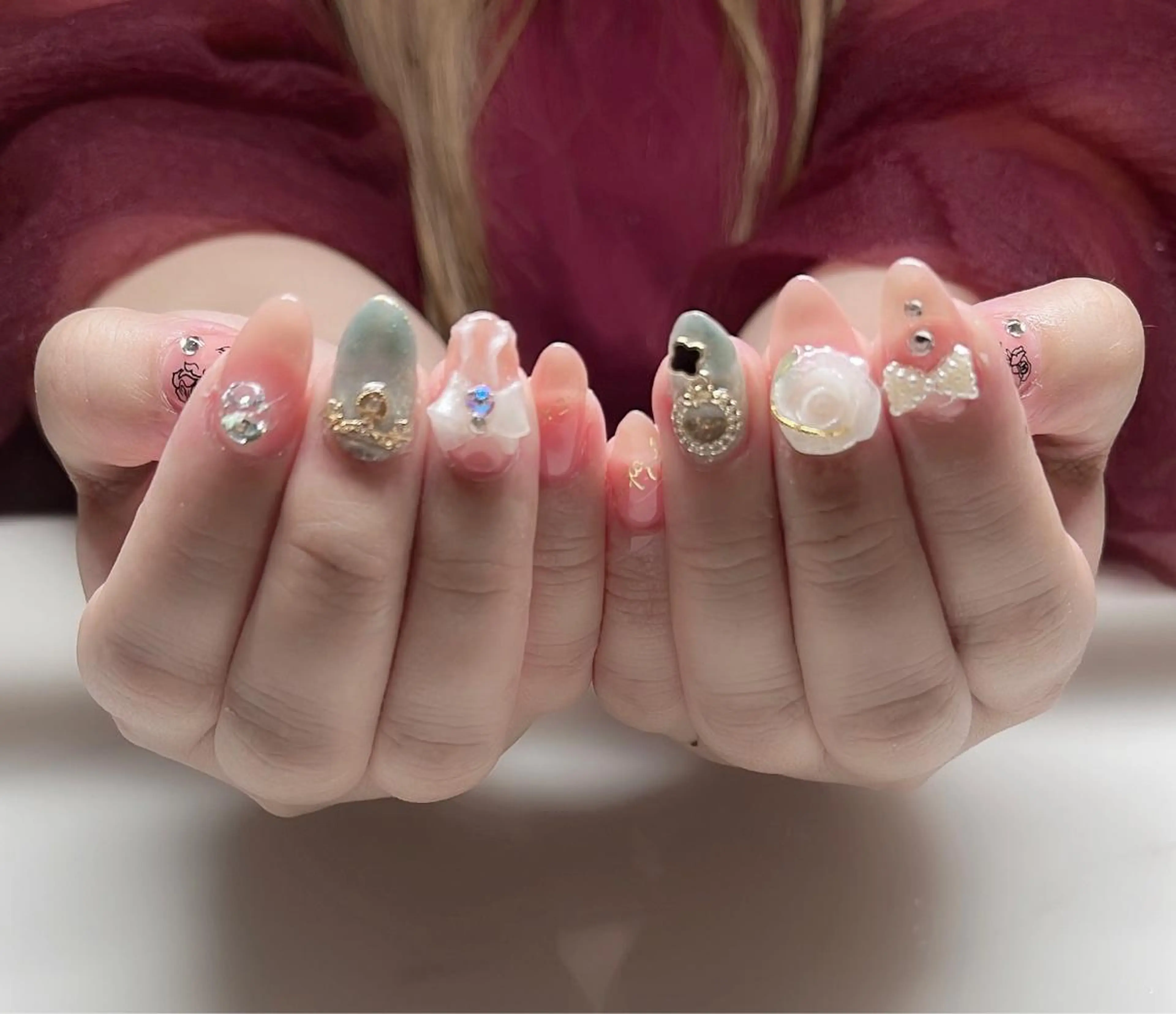 ネイル ハンドネイル KARI ネイルサロンのネイルデザイン