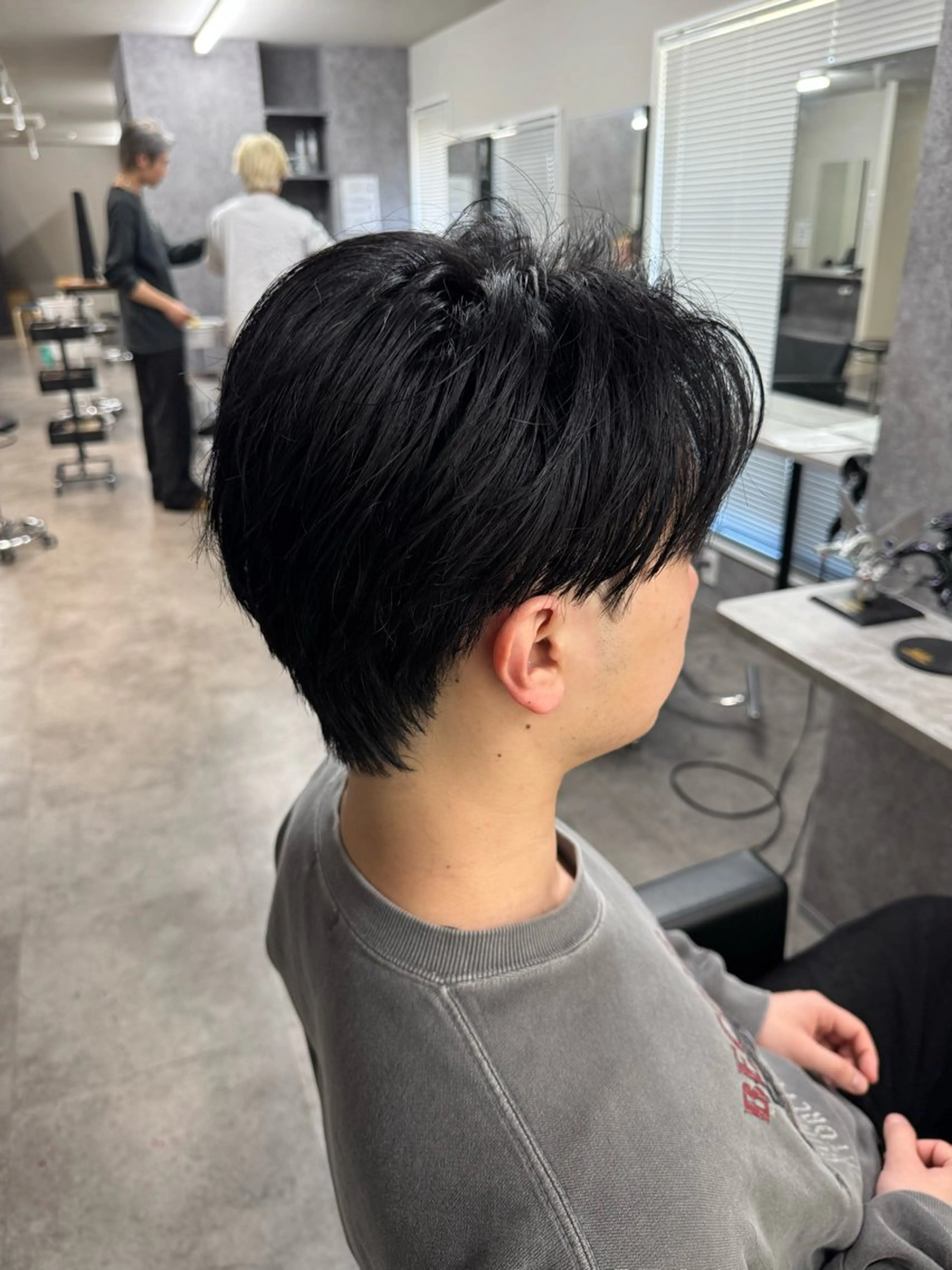 パーマ メンズ センターパート ダウンパーマ メンズパーマ 立川韓国メンズヘア ニュアンスパーマ安井のヘアスタイル