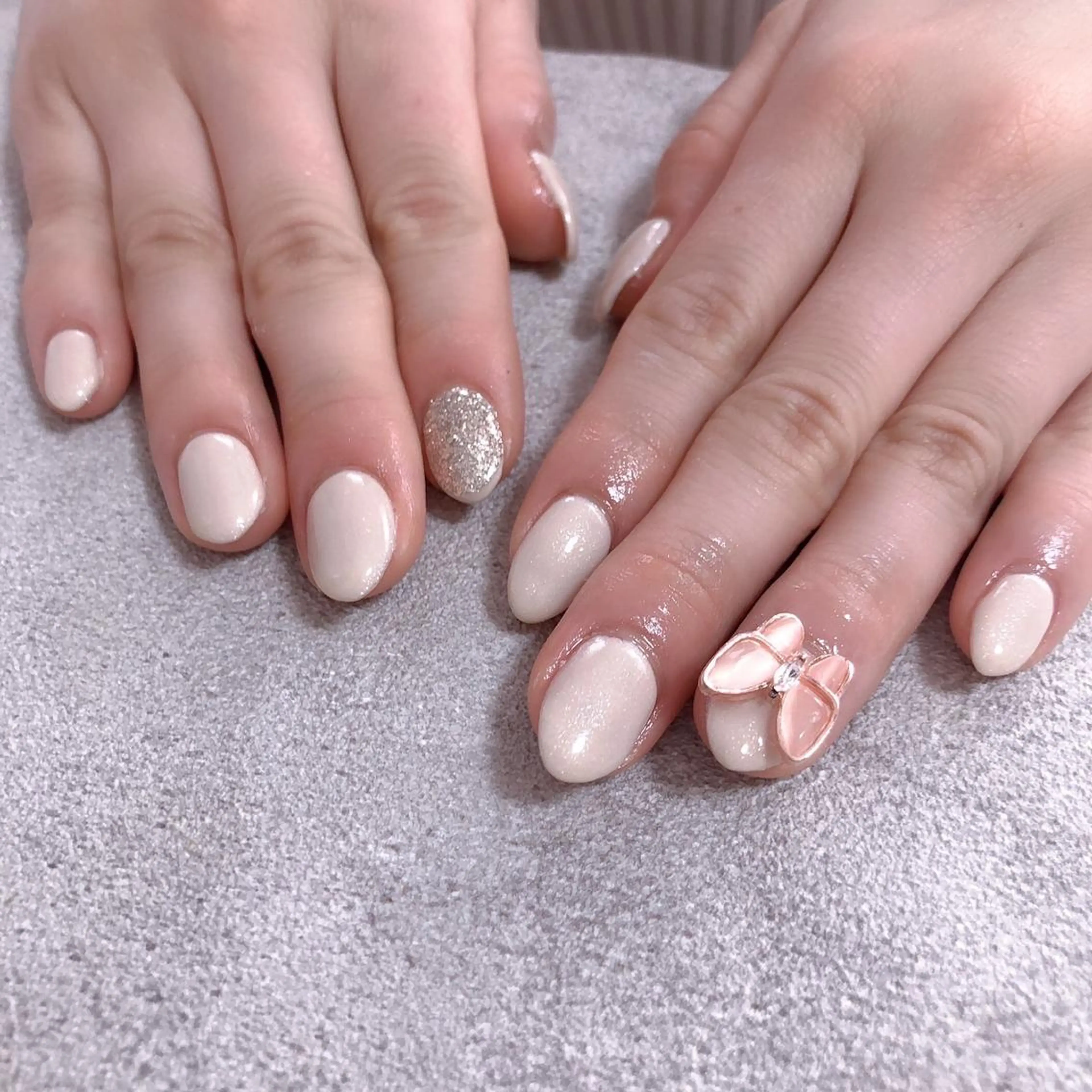 ネイル オーロラネイル フラワーネイル フットネイル フレンチネイル ジェルネイル ハンドネイル mogunail &blowのネイルデザイン