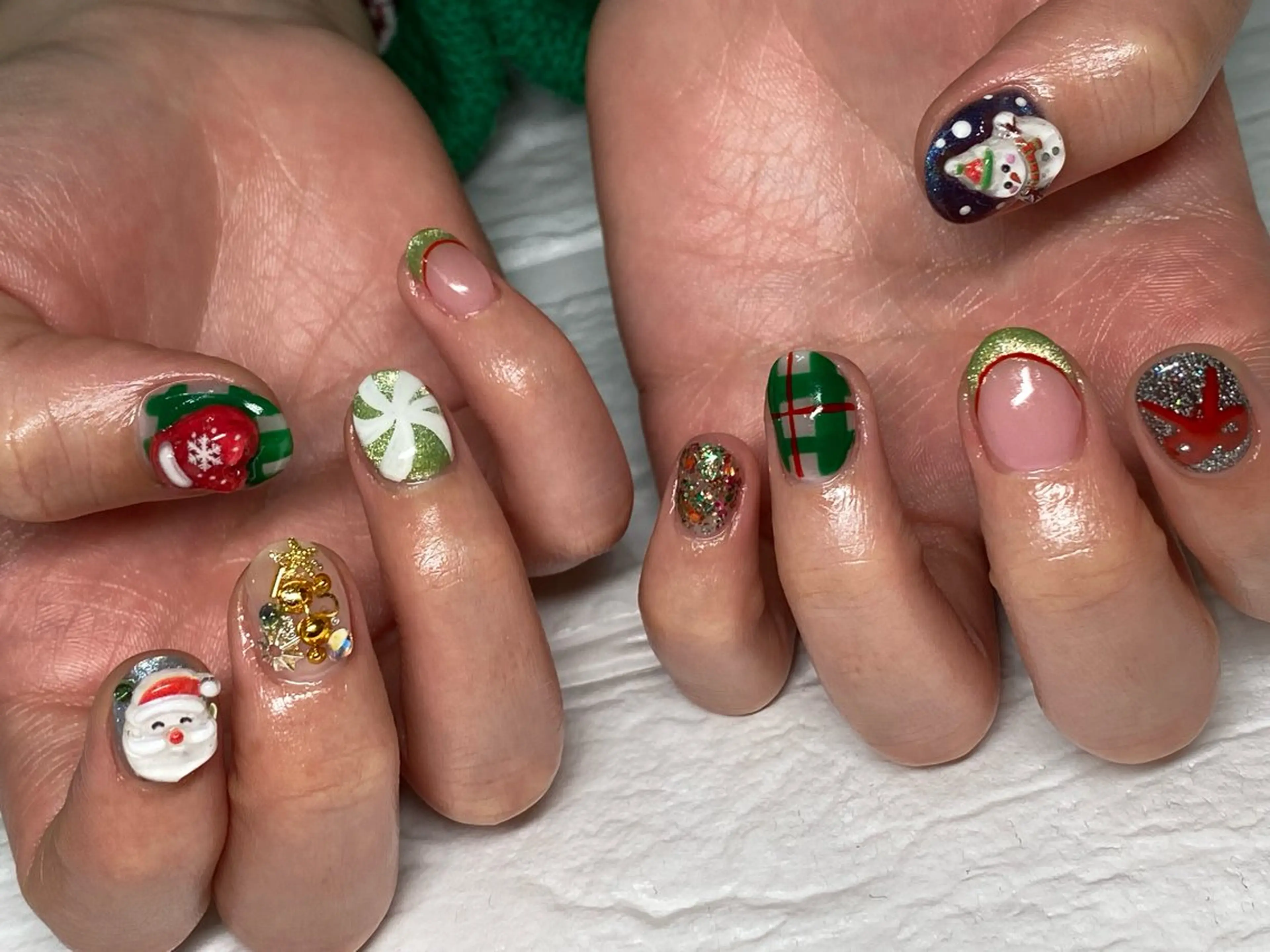 ネイル TOMOMI NAILsのネイルデザイン