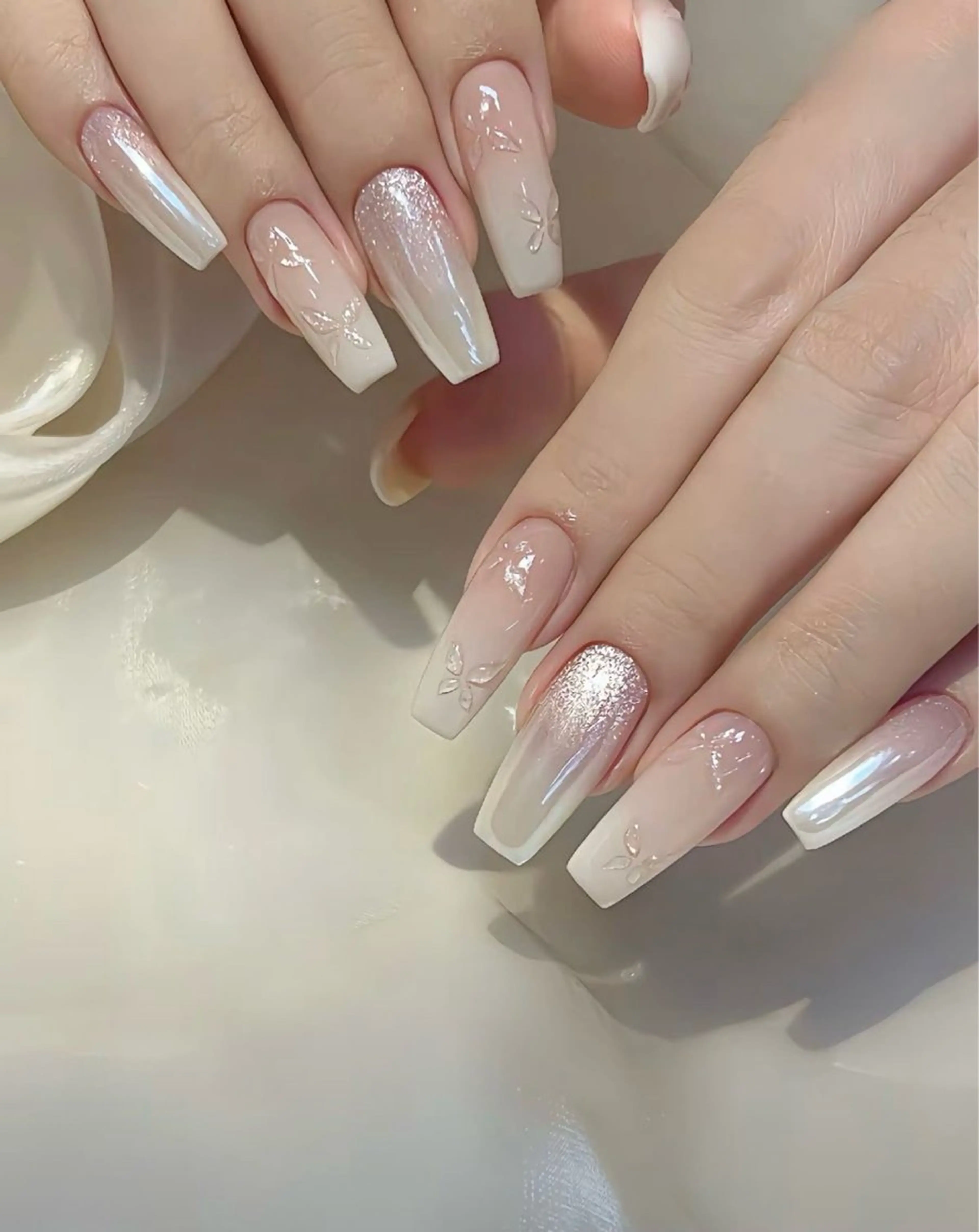 ネイル 長さ出し フレンチネイル グラデーション 卒業式 マグネットネイル ハンドネイル MIHANA NAILのネイルデザイン