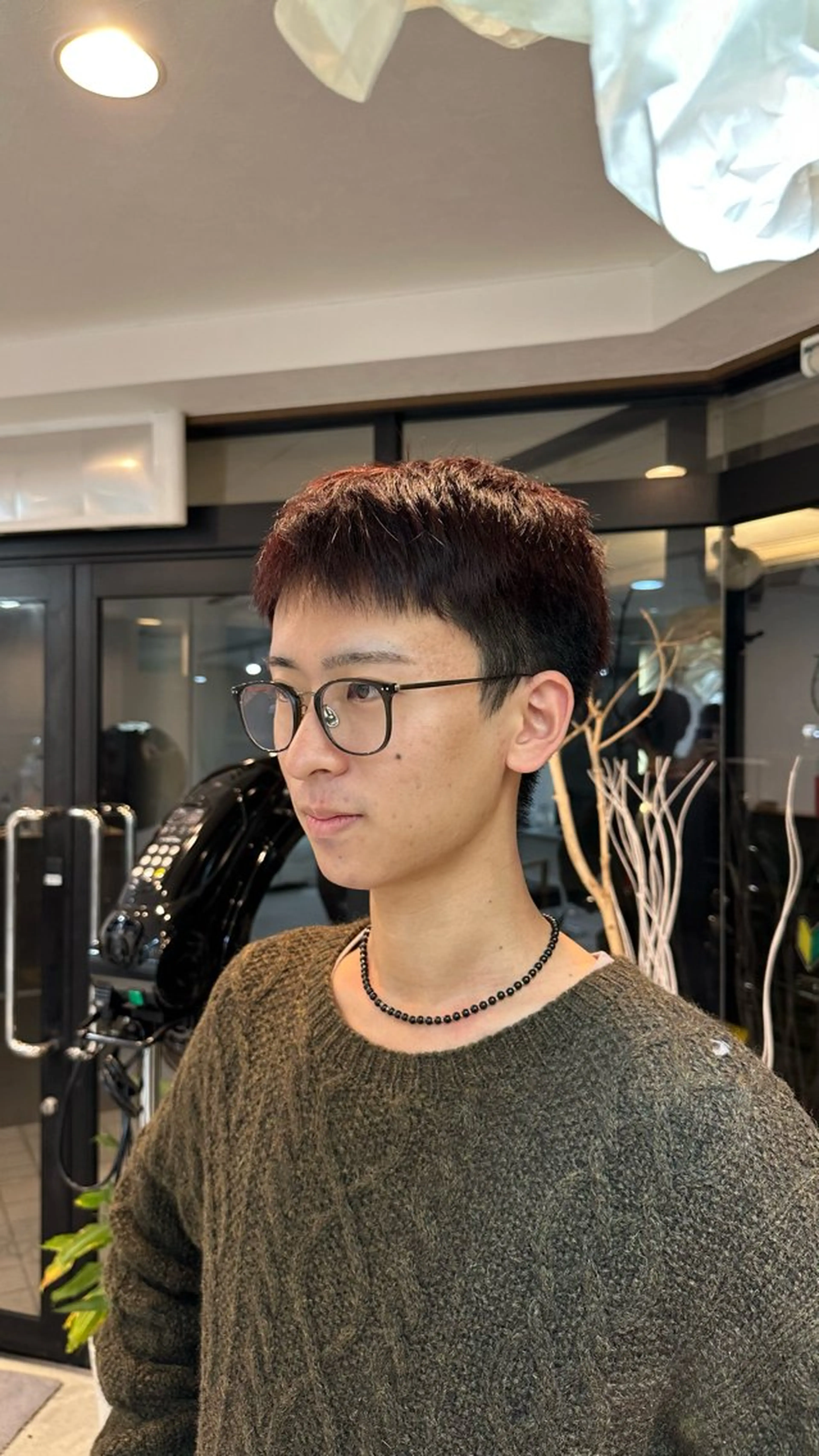 ショート カラー メンズ レッドカラー ヘアカラー enrichミヤモト ヒロヤのヘアスタイル