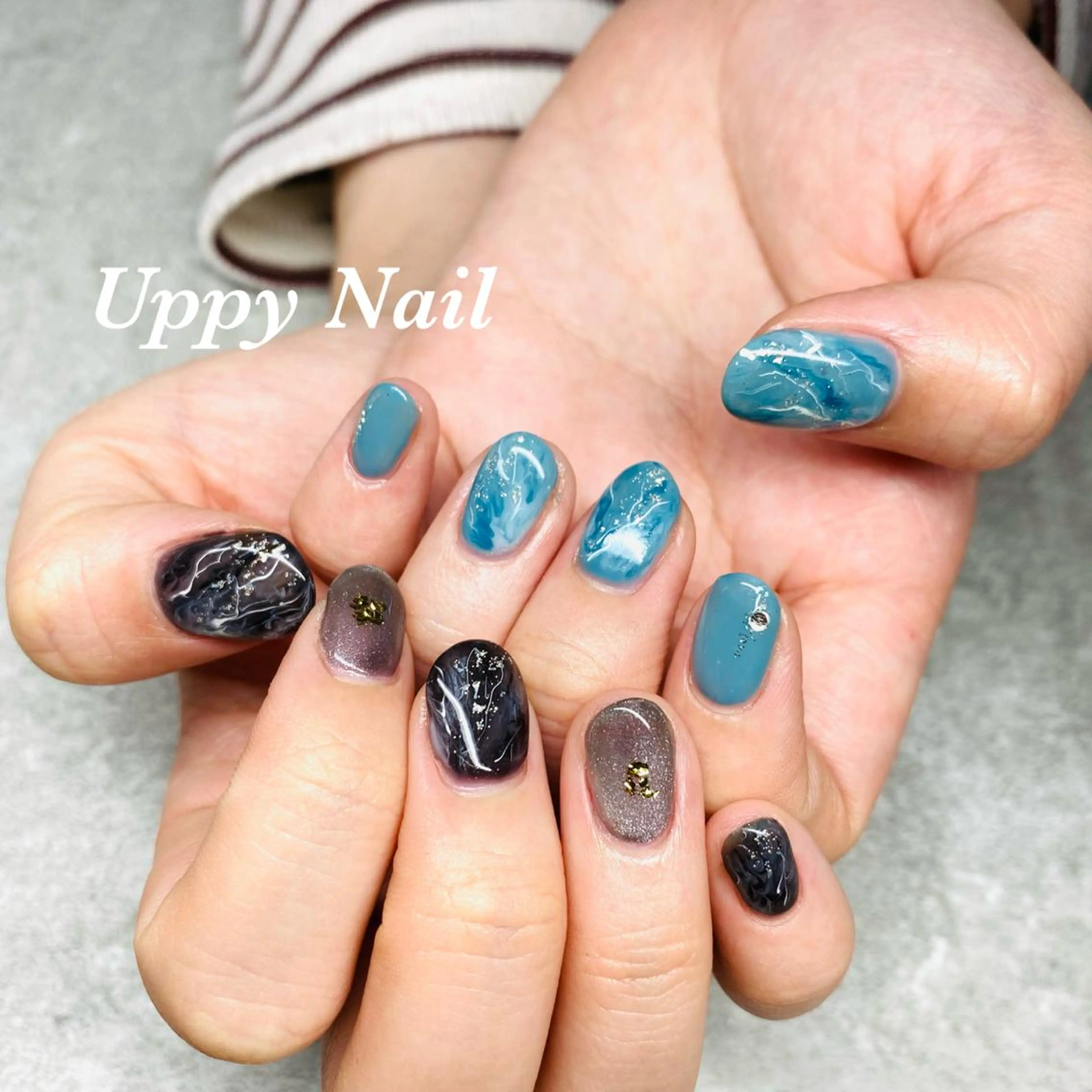 ネイル マグネットネイル ニュアンスネイル ハンドネイル Uppy Nail ukyoのネイルデザイン