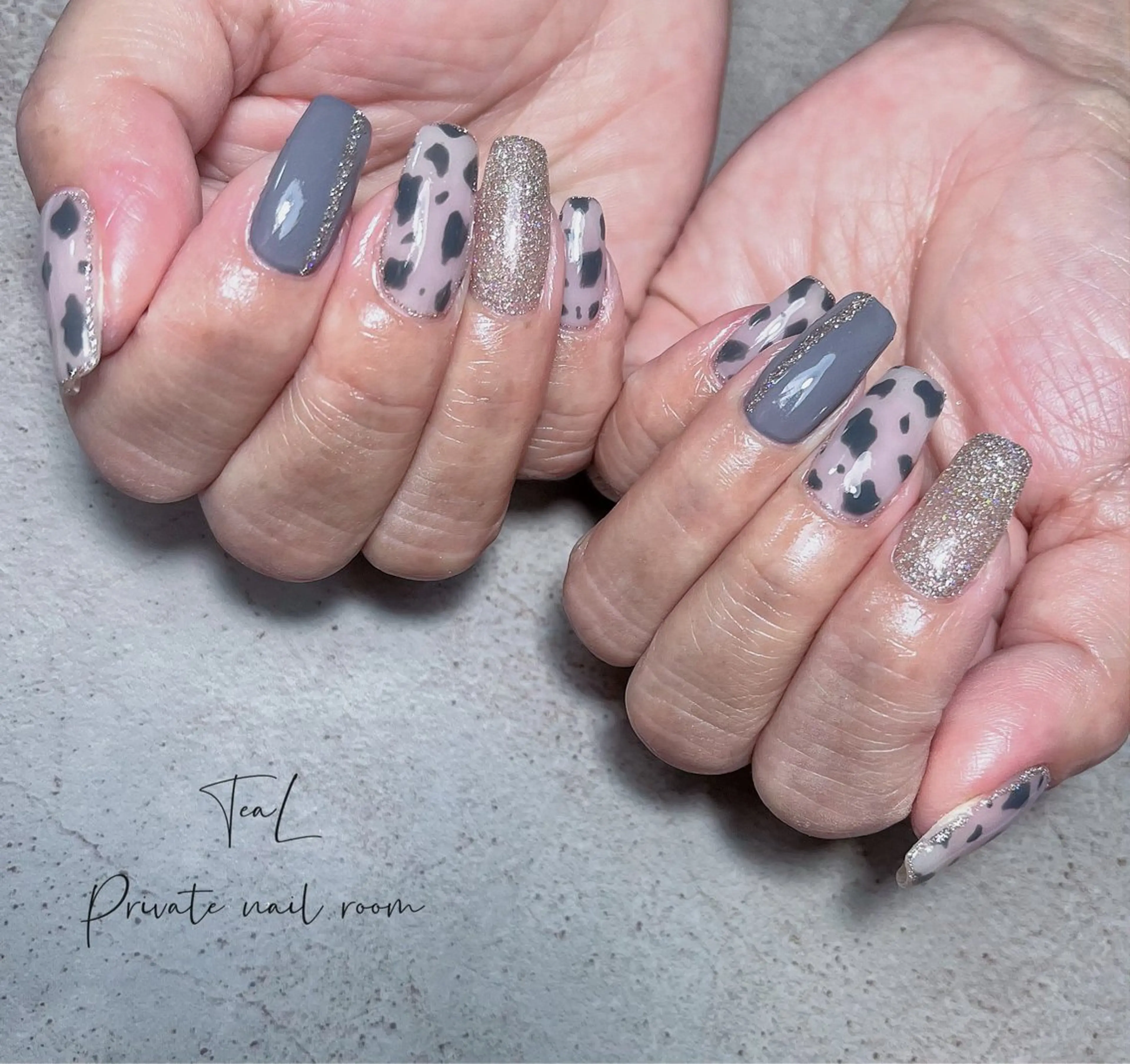 ネイル アニマル柄 TeaL nailのネイルデザイン