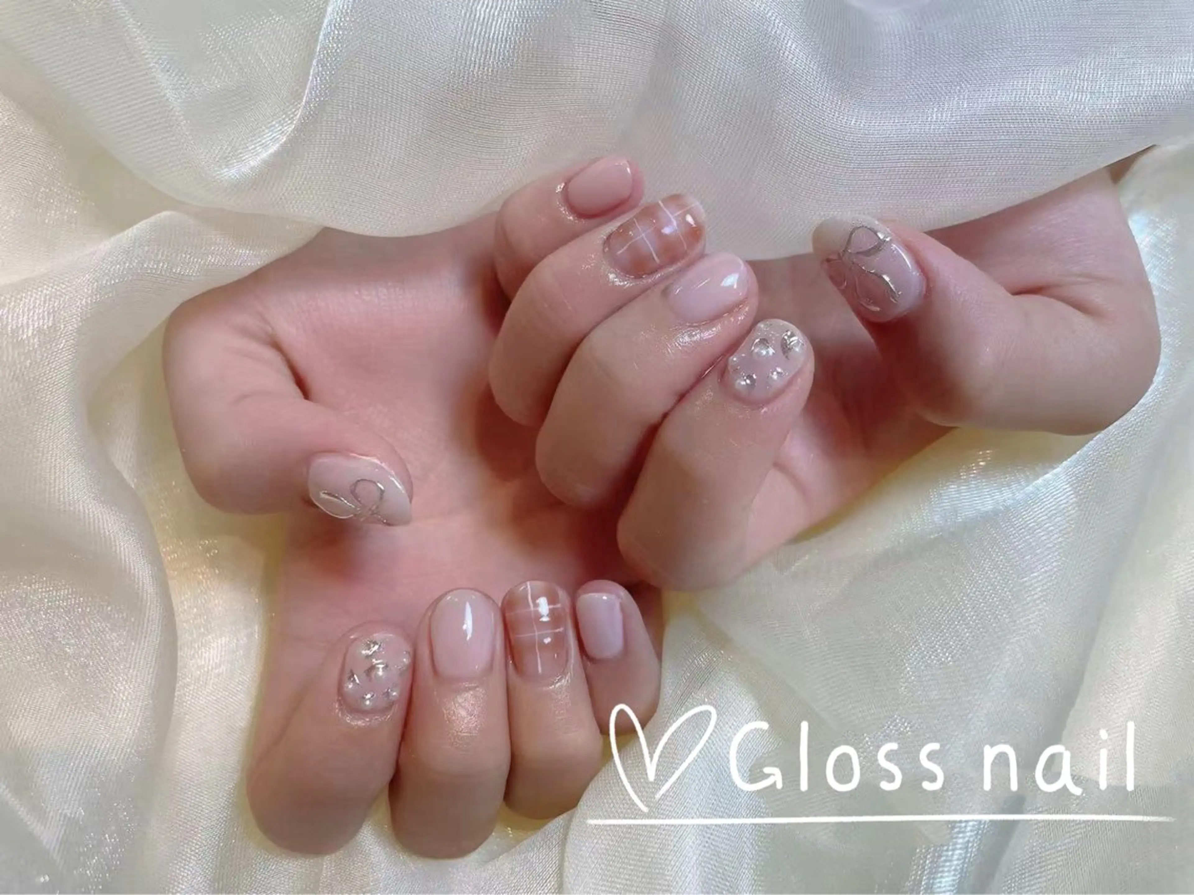 ネイル miho🍎 Gloss nailのネイルデザイン