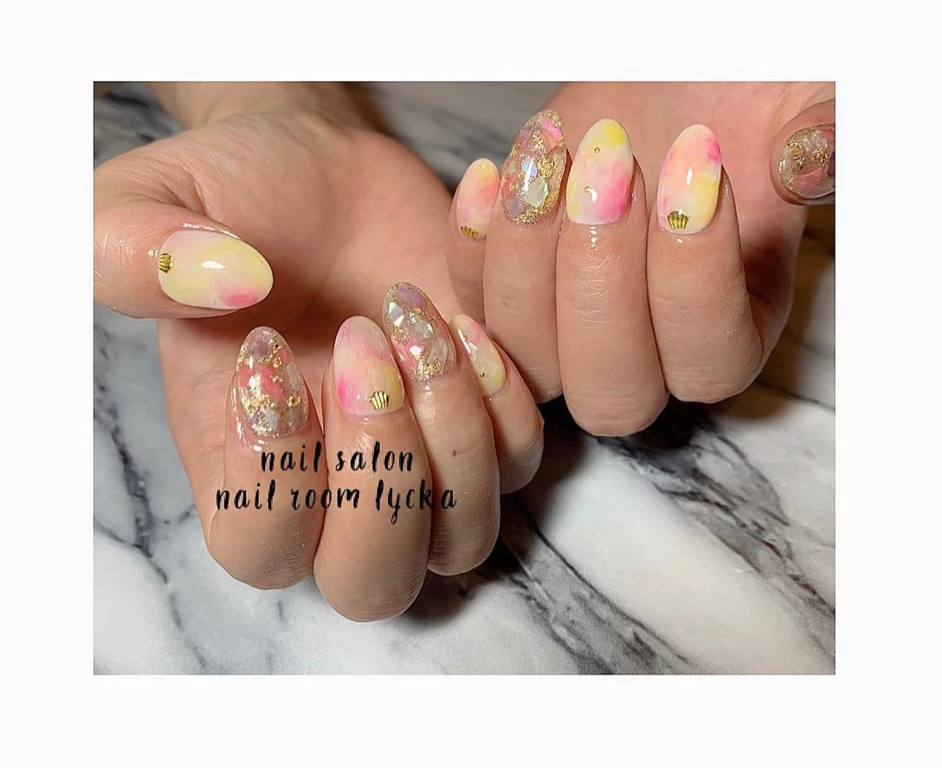 ネイル ﾈｲﾙﾙｰﾑﾘｯｶ 𝐦𝐚𝐲𝐮のネイルデザイン