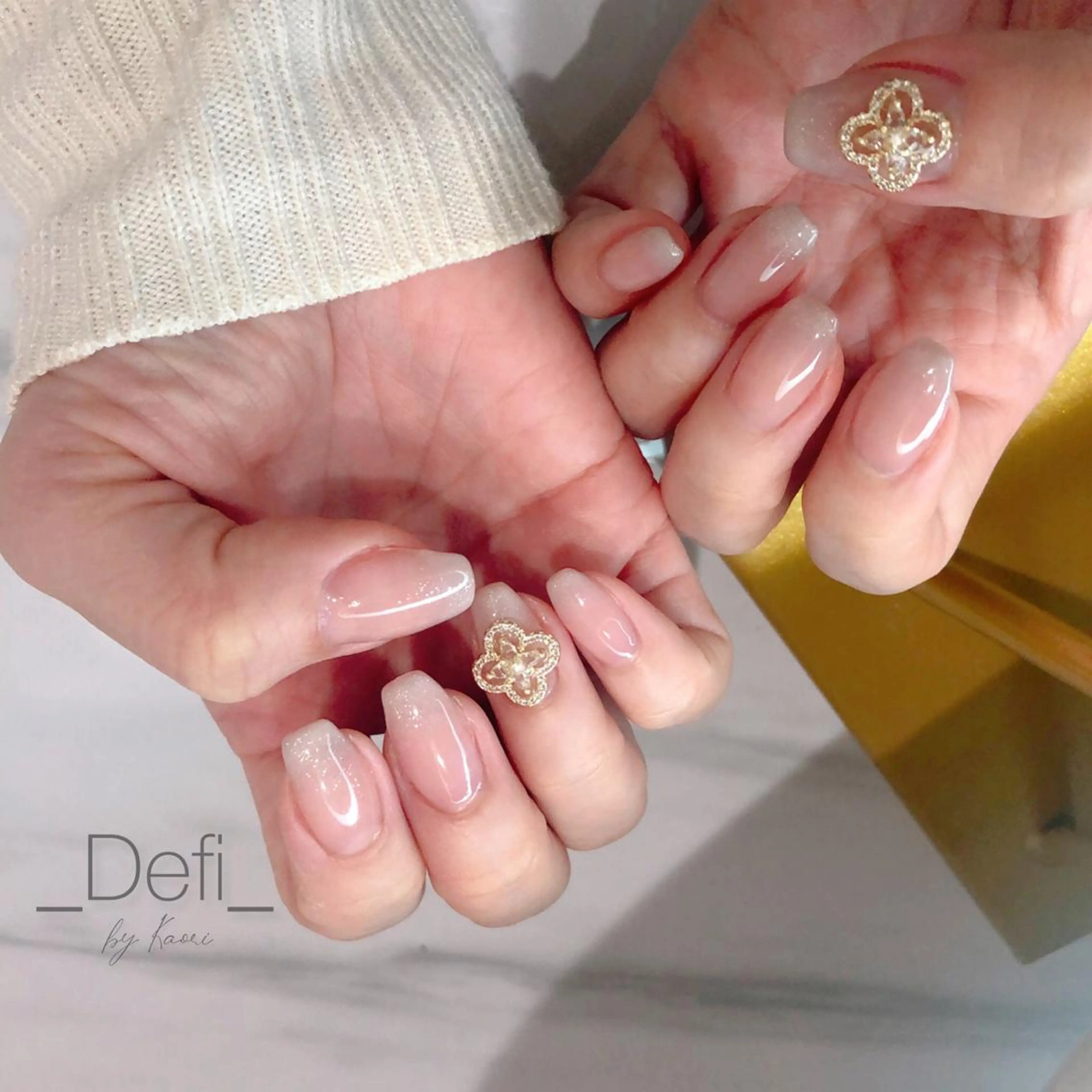 ネイル フレンチネイル ジェルネイル ガーリー グラデーション 韓国ネイル ハンドネイル _Defi_ by Kaoriのネイルデザイン