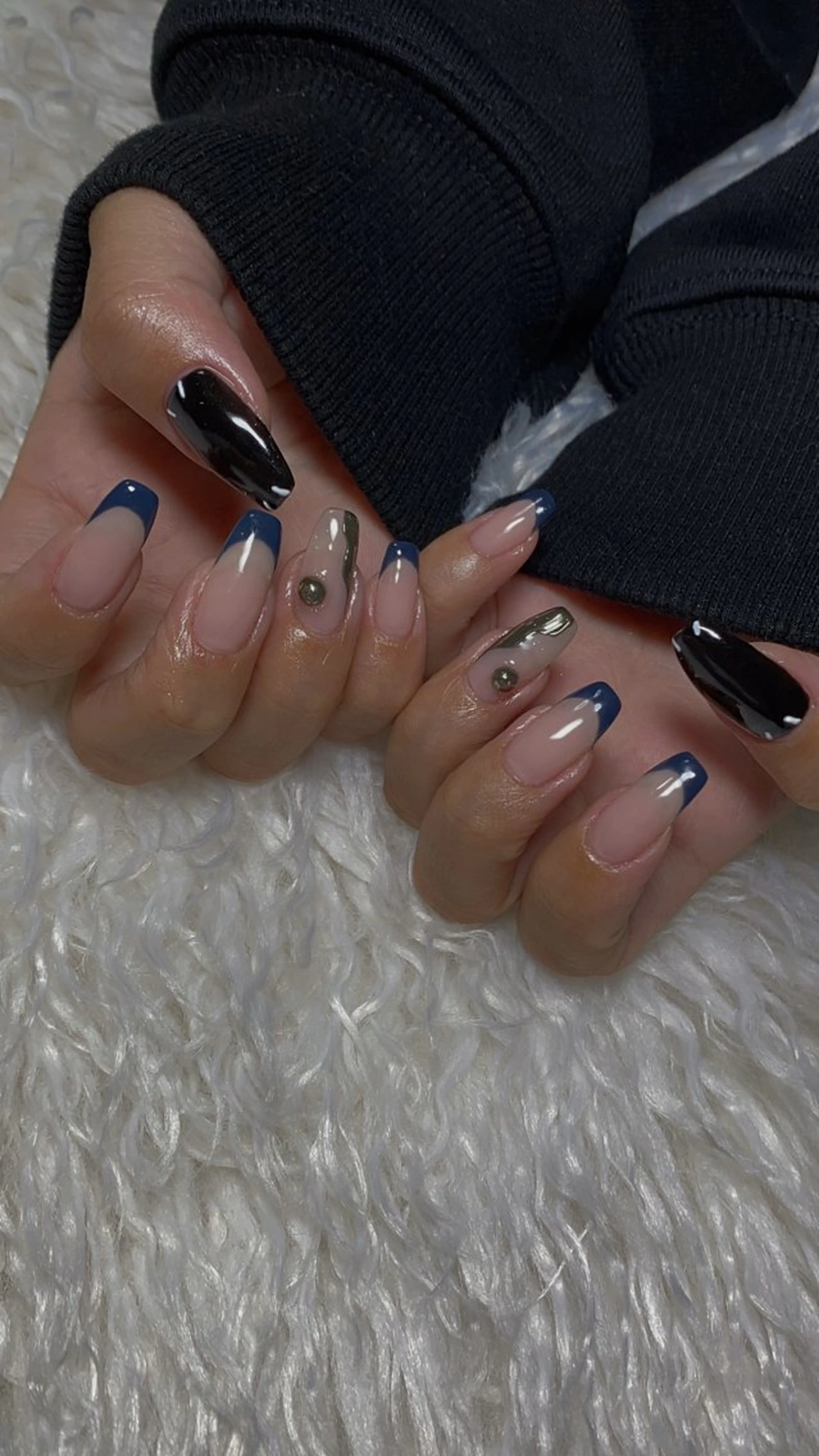 ネイル ハンドネイル n o q r m. n a c h iのネイルデザイン