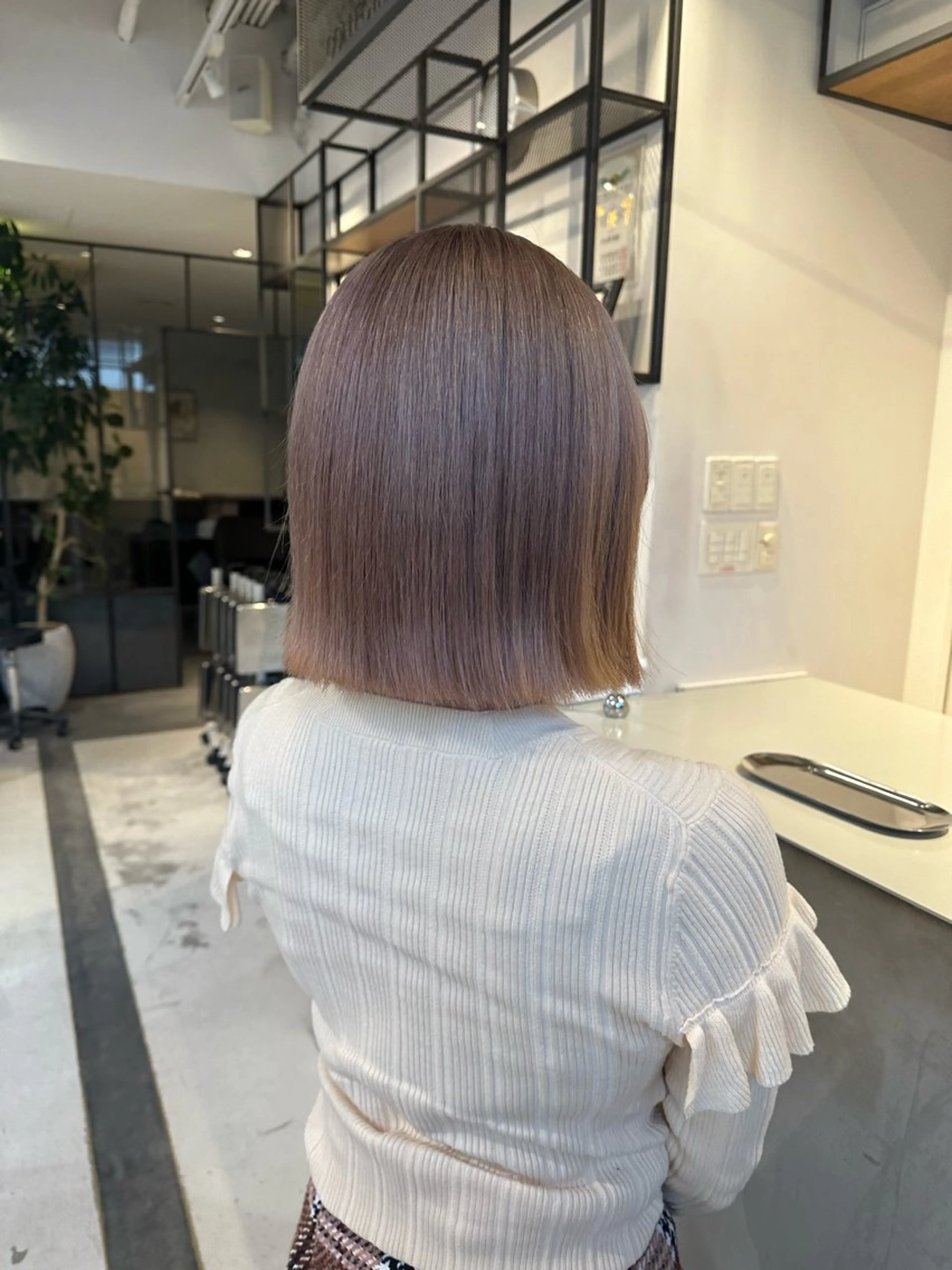 ミディアム ボブ/似合わせ レイヤーcocomoのヘアスタイル