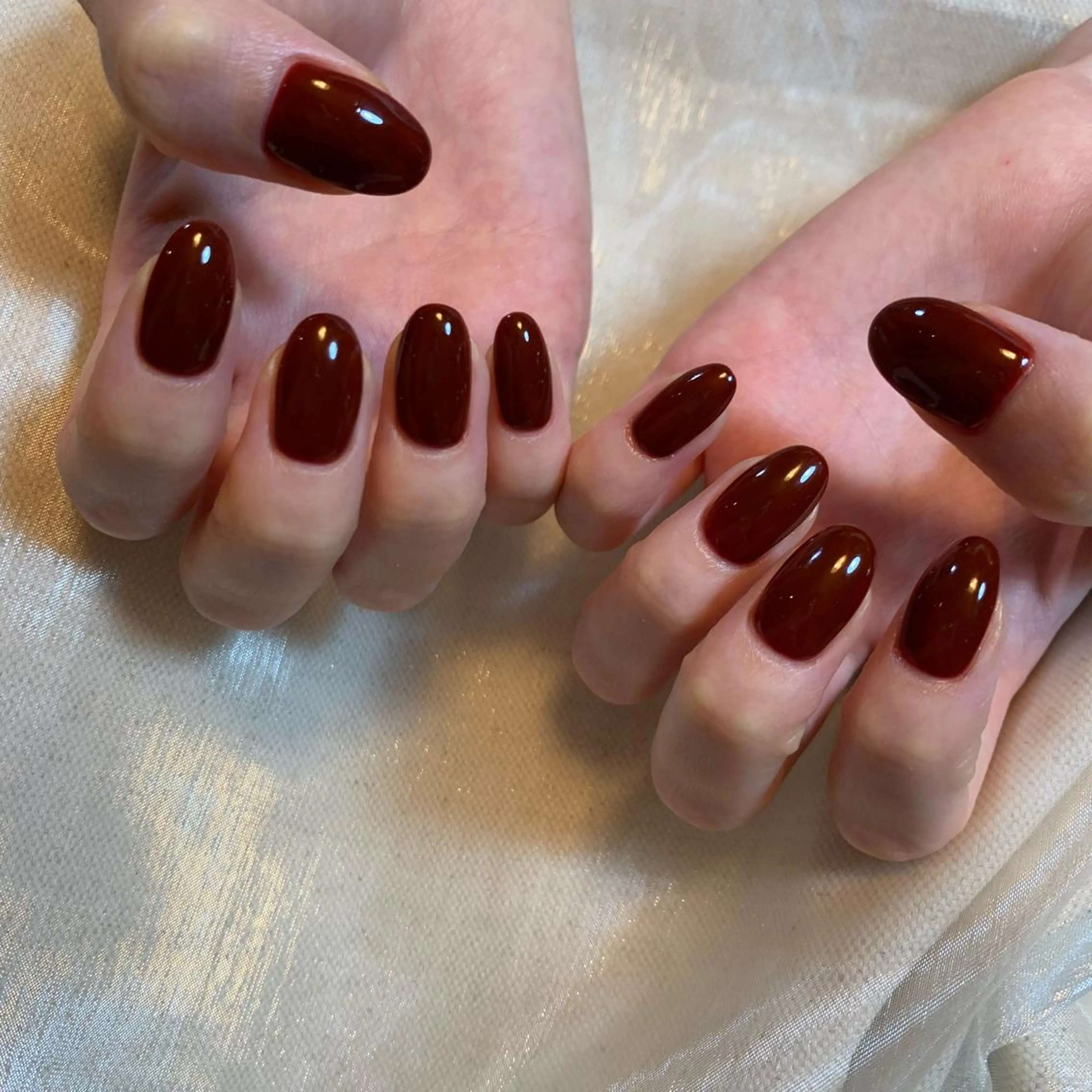 ネイル repos~ルポ~所属・里見 麗のネイルデザイン