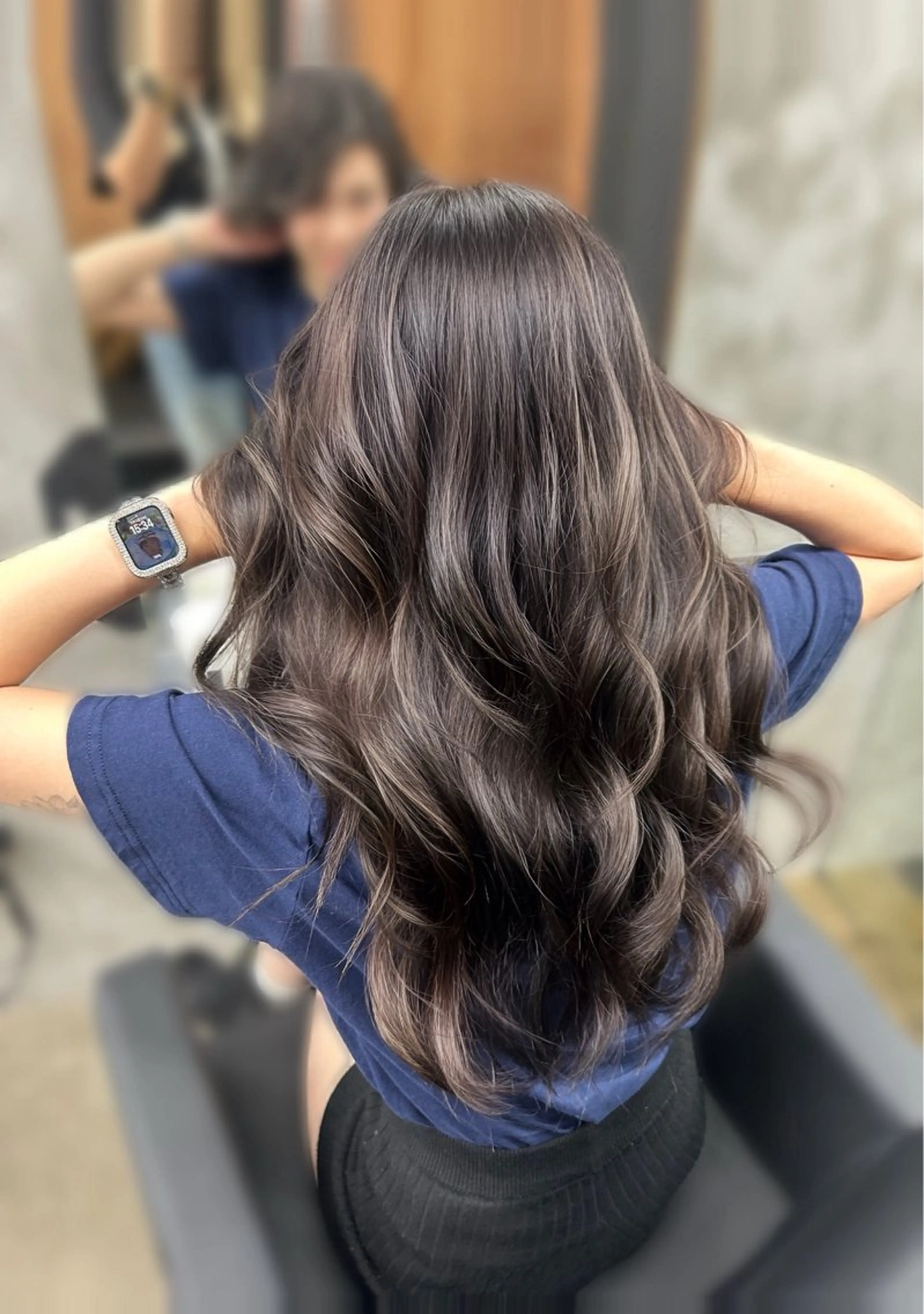 ロング カラー グレージュ ハイライトカラー ハイライト さわ 🫧🎀のヘアスタイル