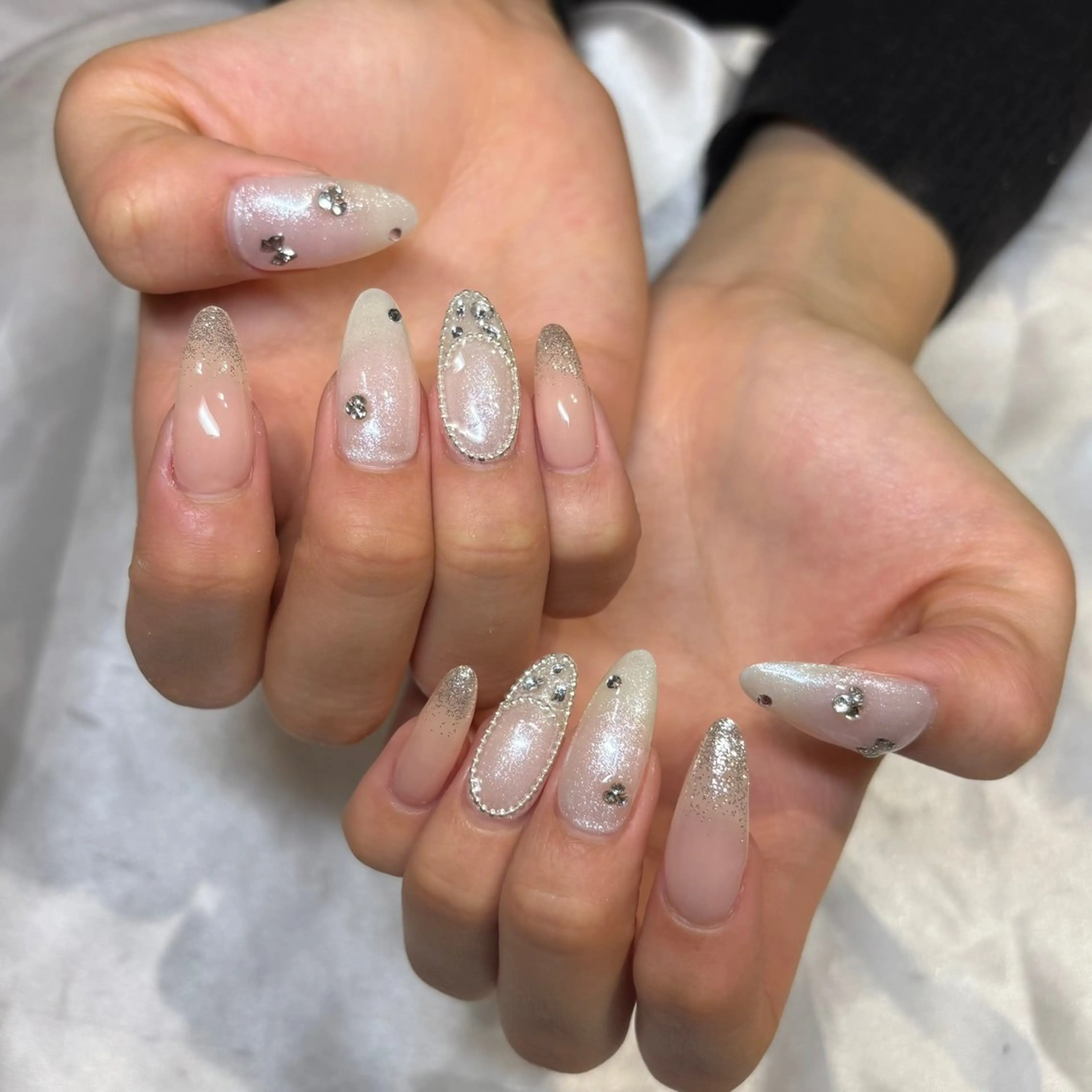 ネイル アートネイル ジェルネイル パラジェル シンプルネイル Misaki Aries心斎橋店のネイルデザイン