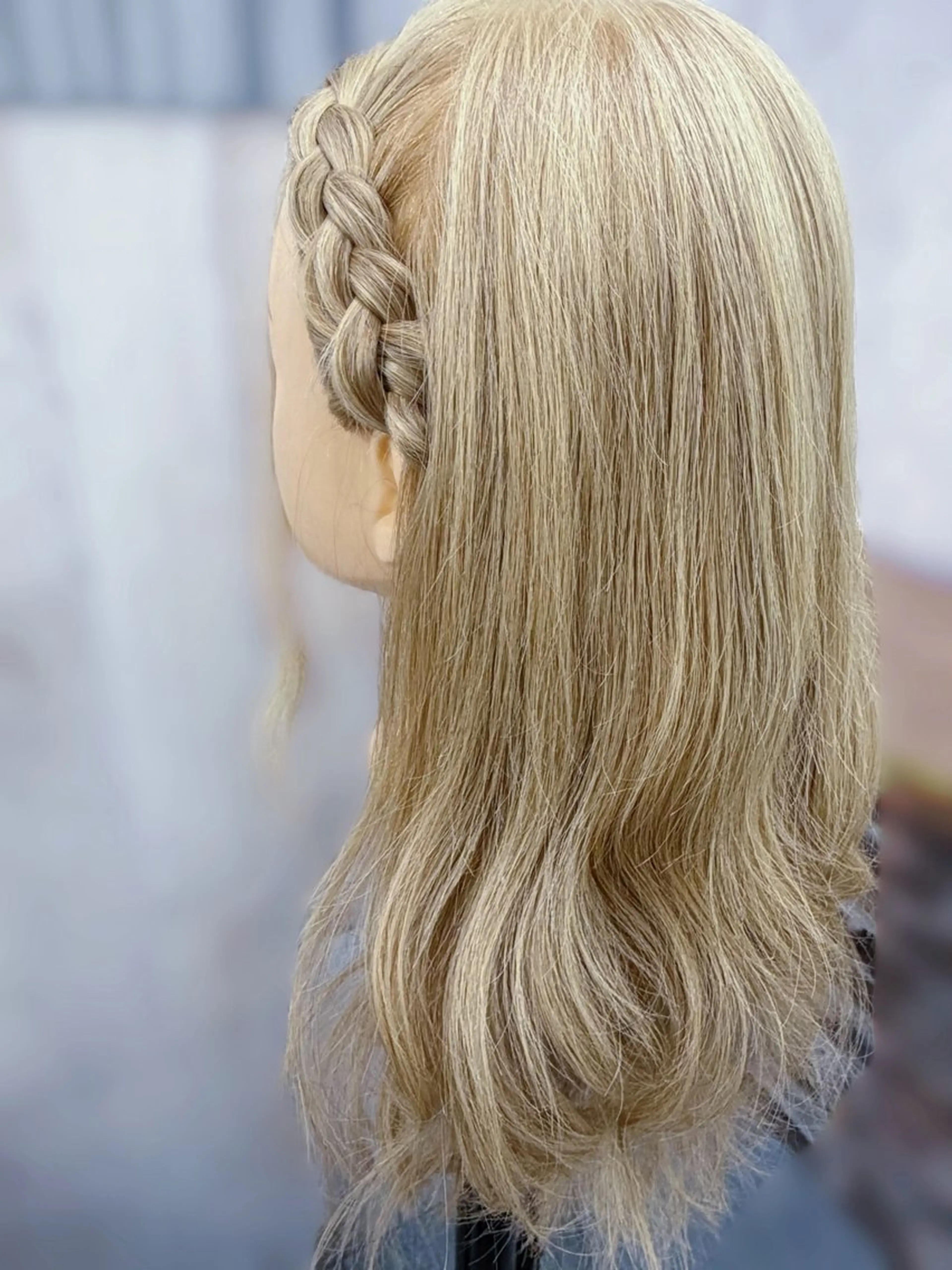 ヘアアレンジ 馬方 雫のヘアスタイル