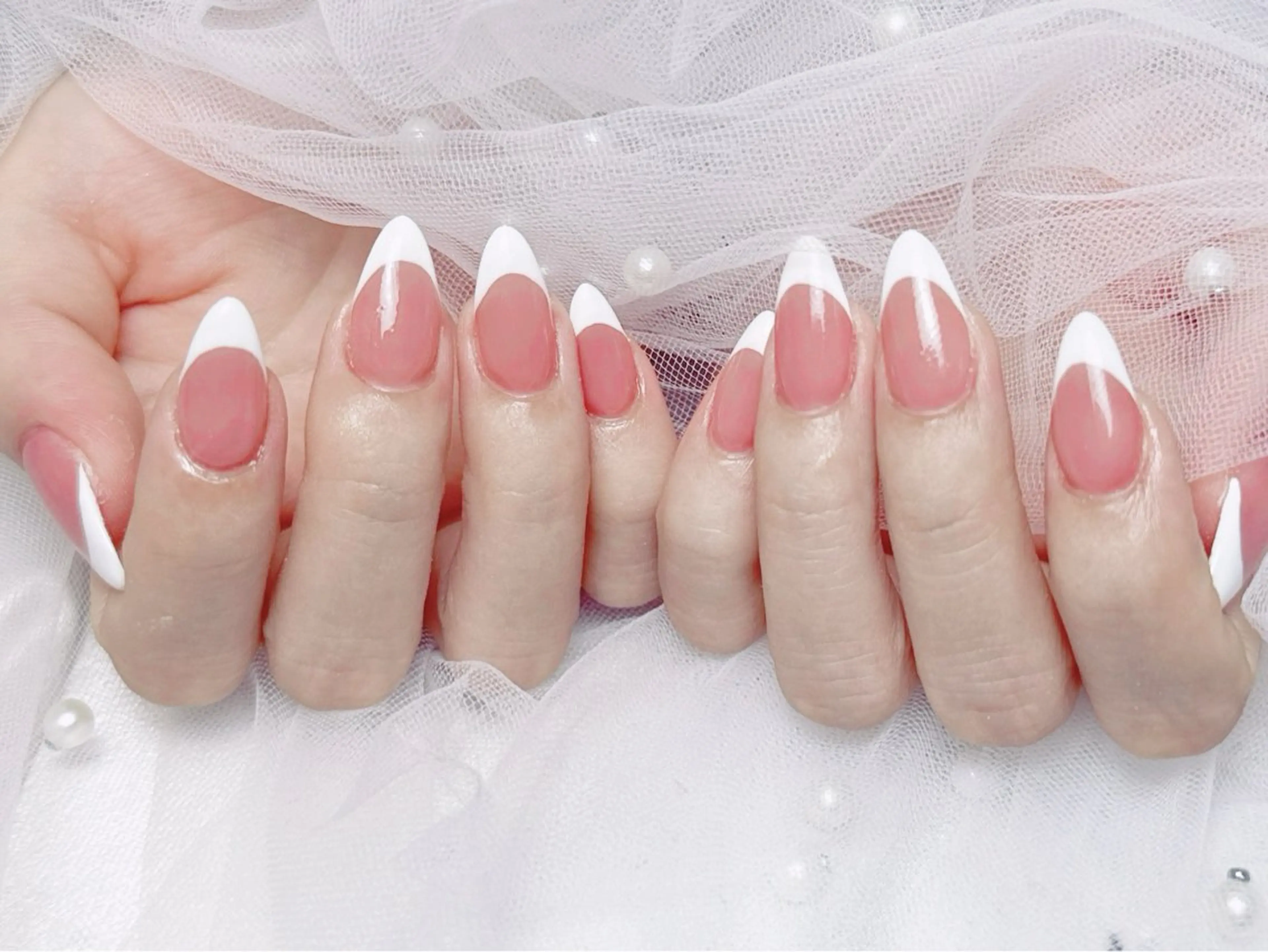 ネイル フレンチネイル ジェルネイル ハート 韓国ネイル マグネットネイル ハンドネイル ネイルサロン lotusのネイルデザイン