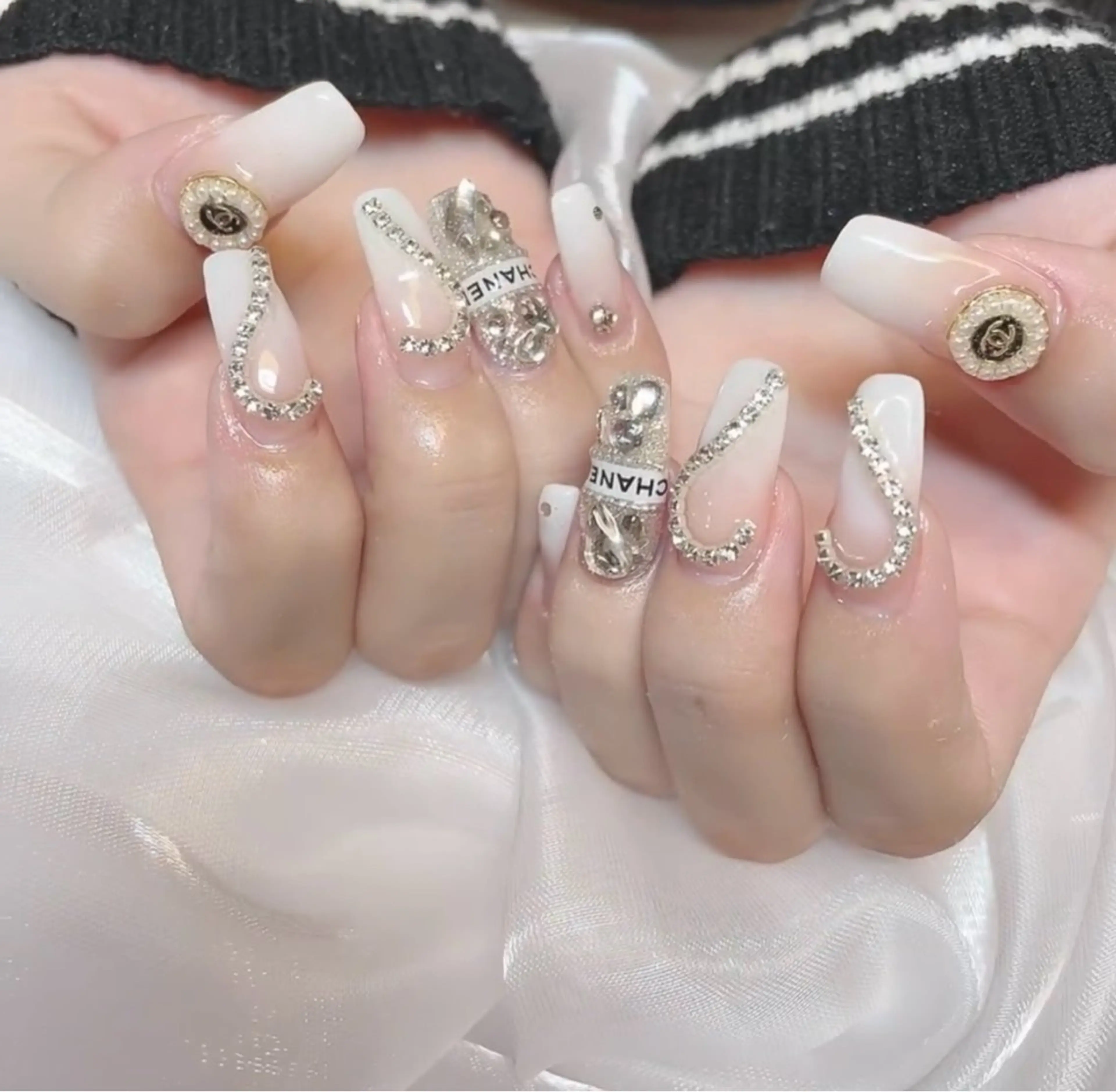 ネイル Rimi Nailアメリカ村のネイルデザイン