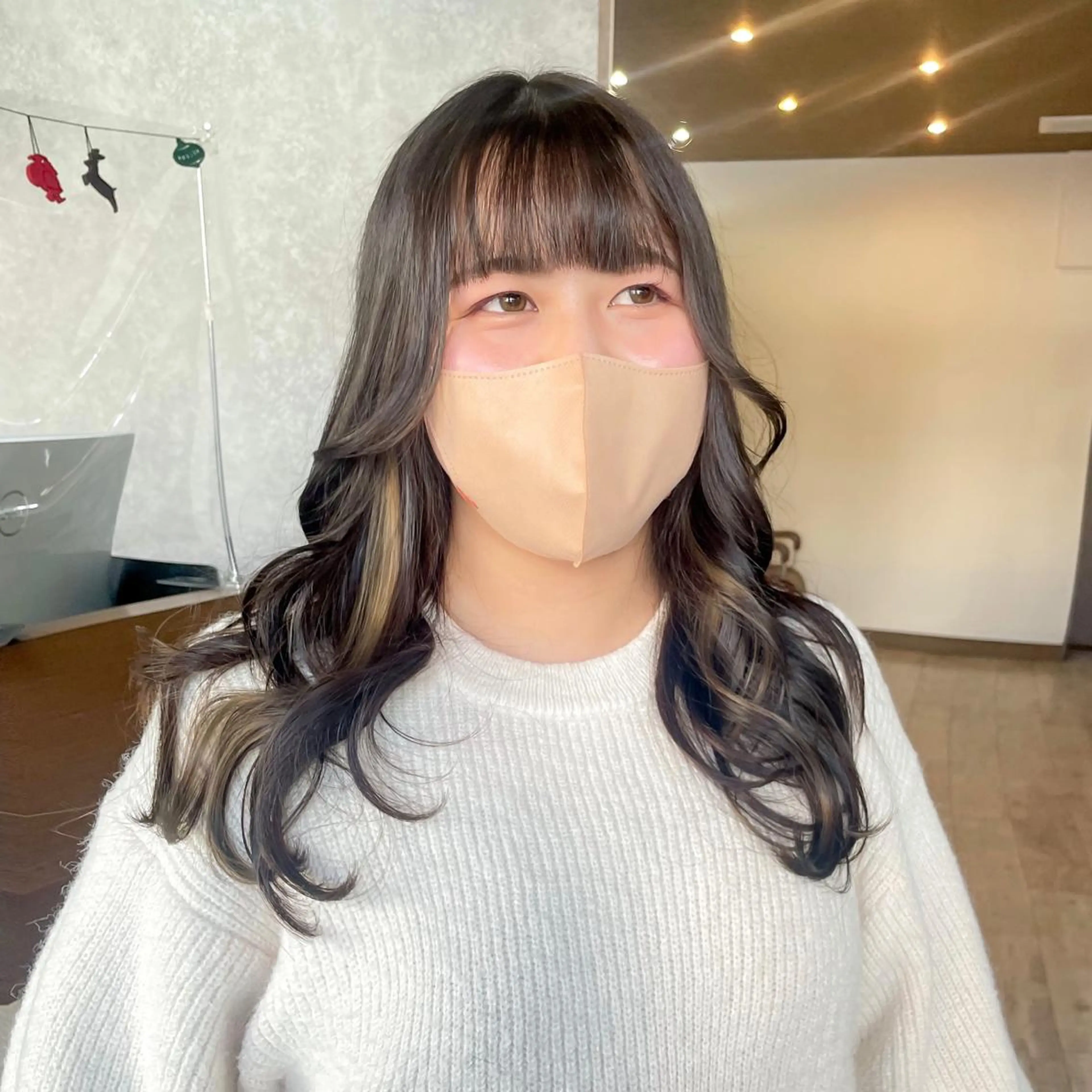 セミロング カラー ベージュカラー インナーカラー レイヤー/高橋 みく /池下/千種のヘアスタイル