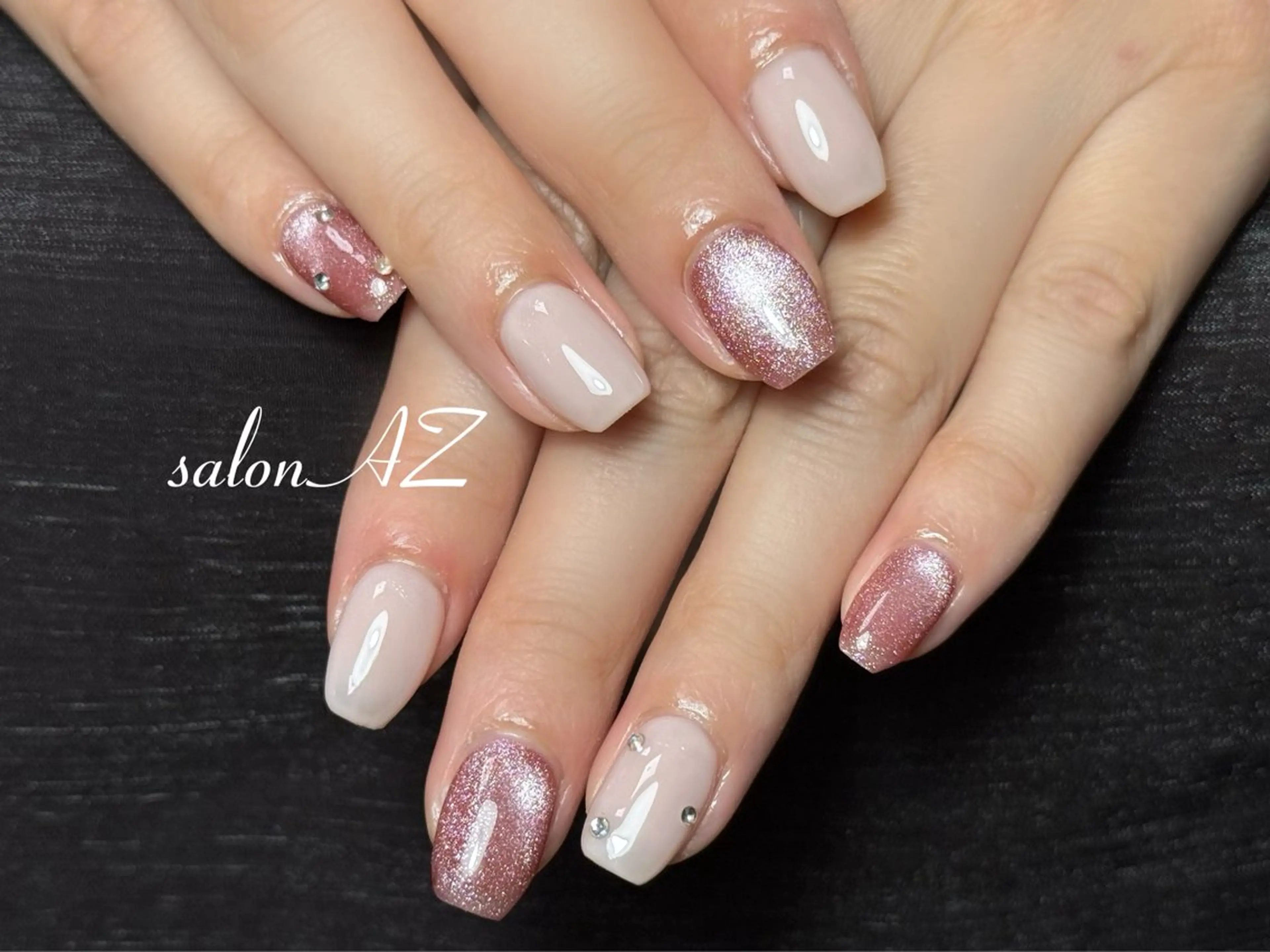ネイル アートネイル 長さ出し フットネイル フレンチネイル ジェルネイル ハンドネイル salon AZ NANAのネイルデザイン