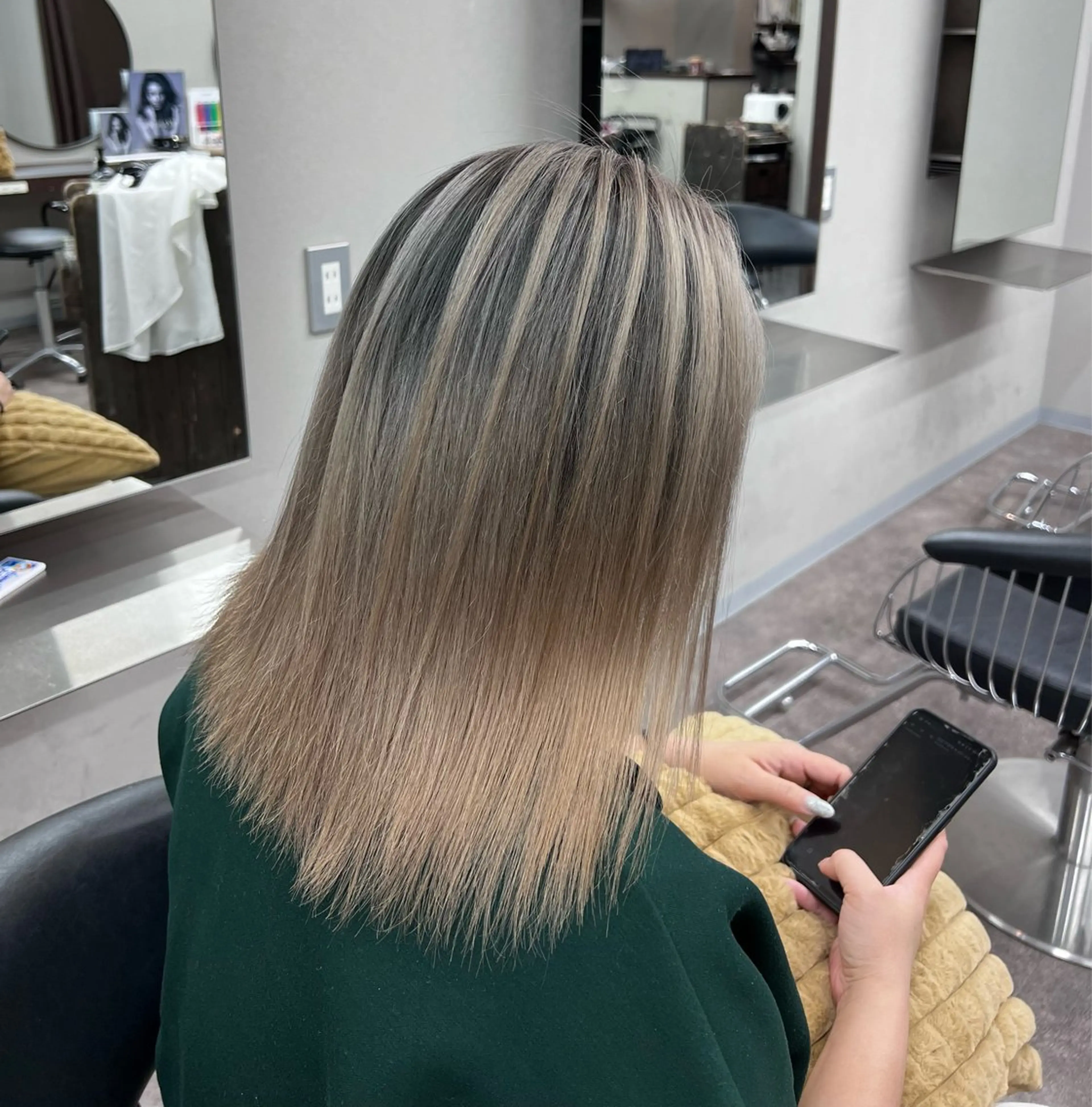 ミディアム ブリーチ・エクステ 🎀メイのヘアスタイル