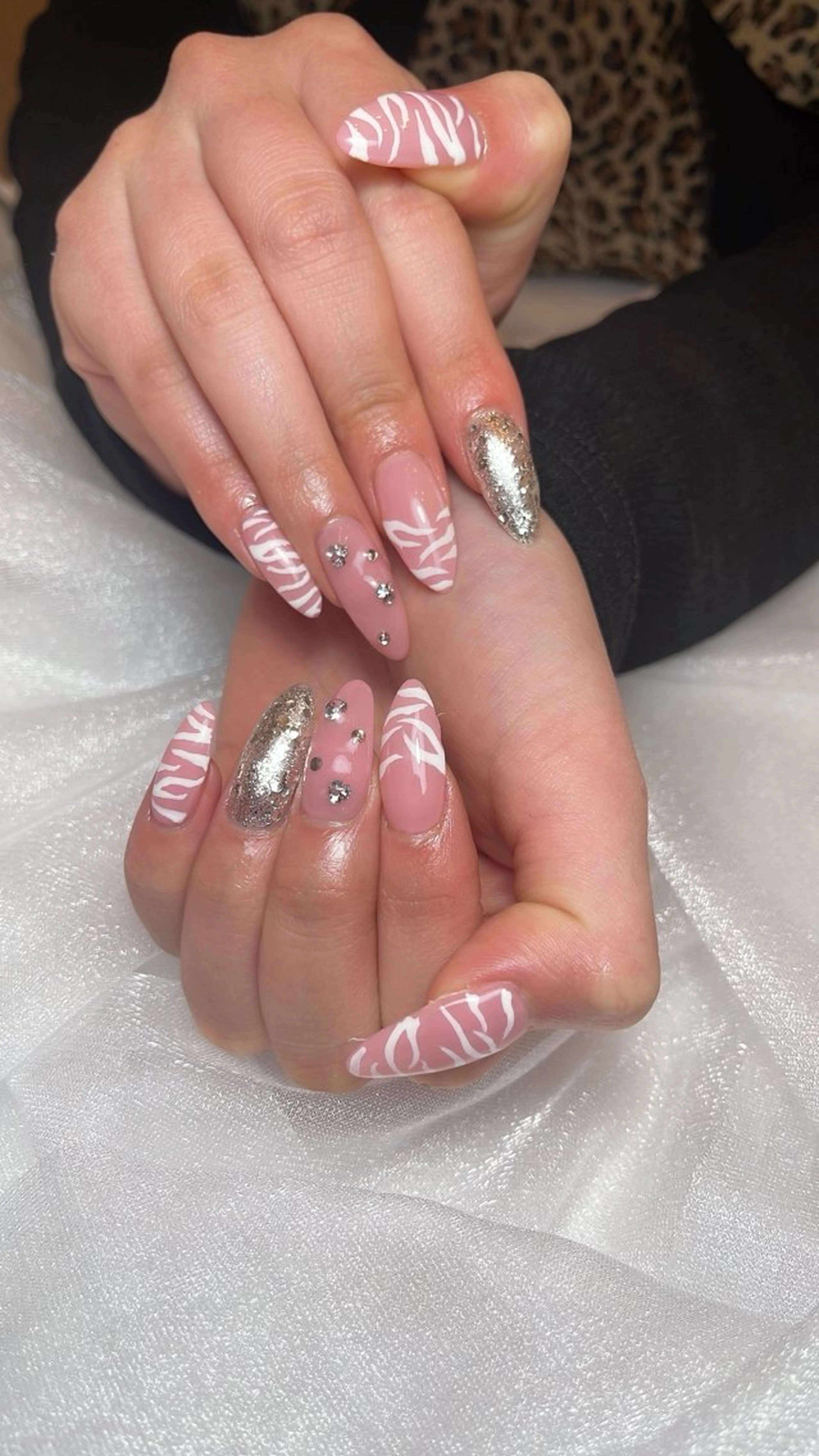 ネイル Ortus (ｵﾙﾄｩｽ)のネイルデザイン