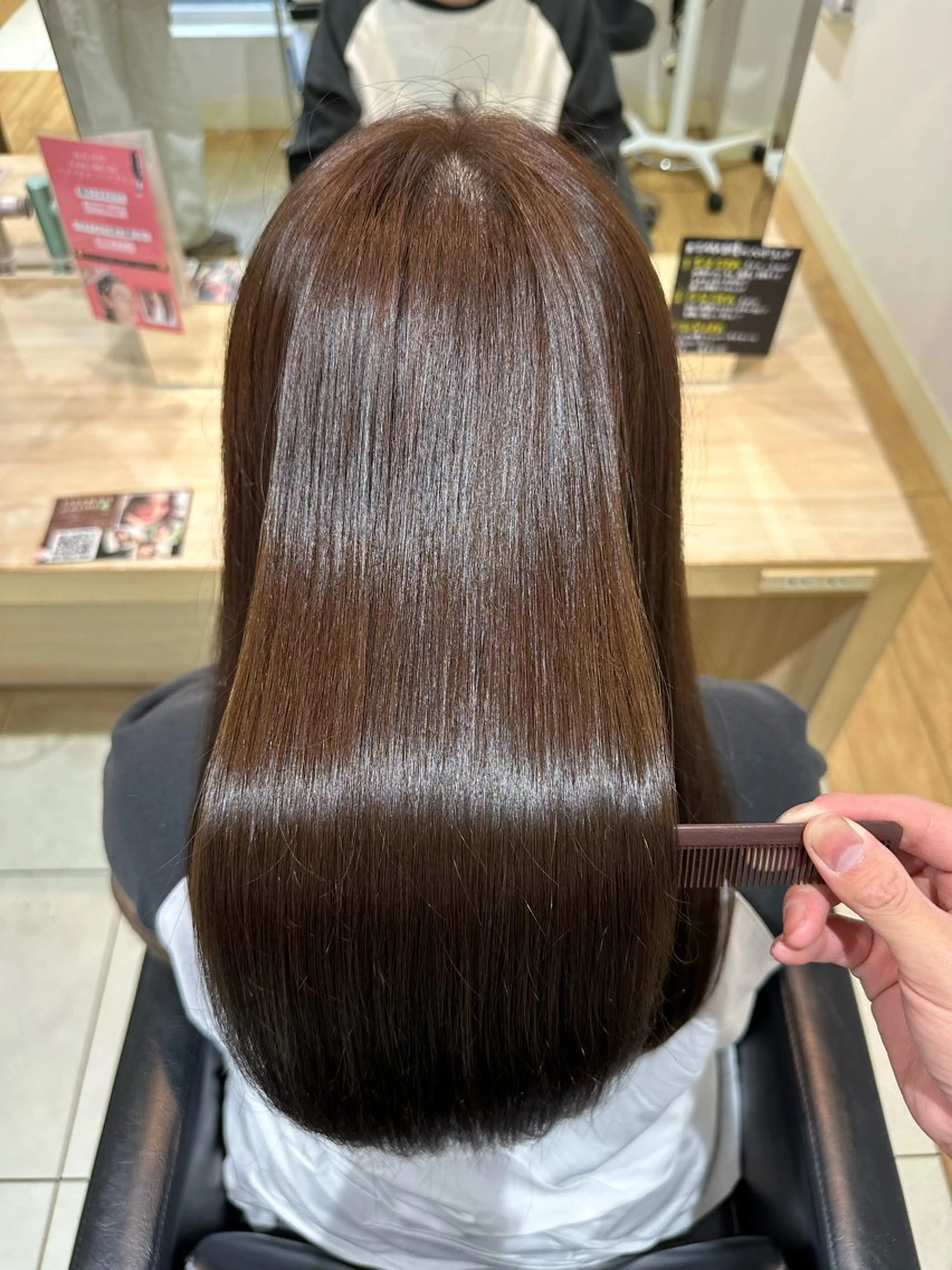 ロング KO コウ 【SARA 新宮店】のヘアスタイル
