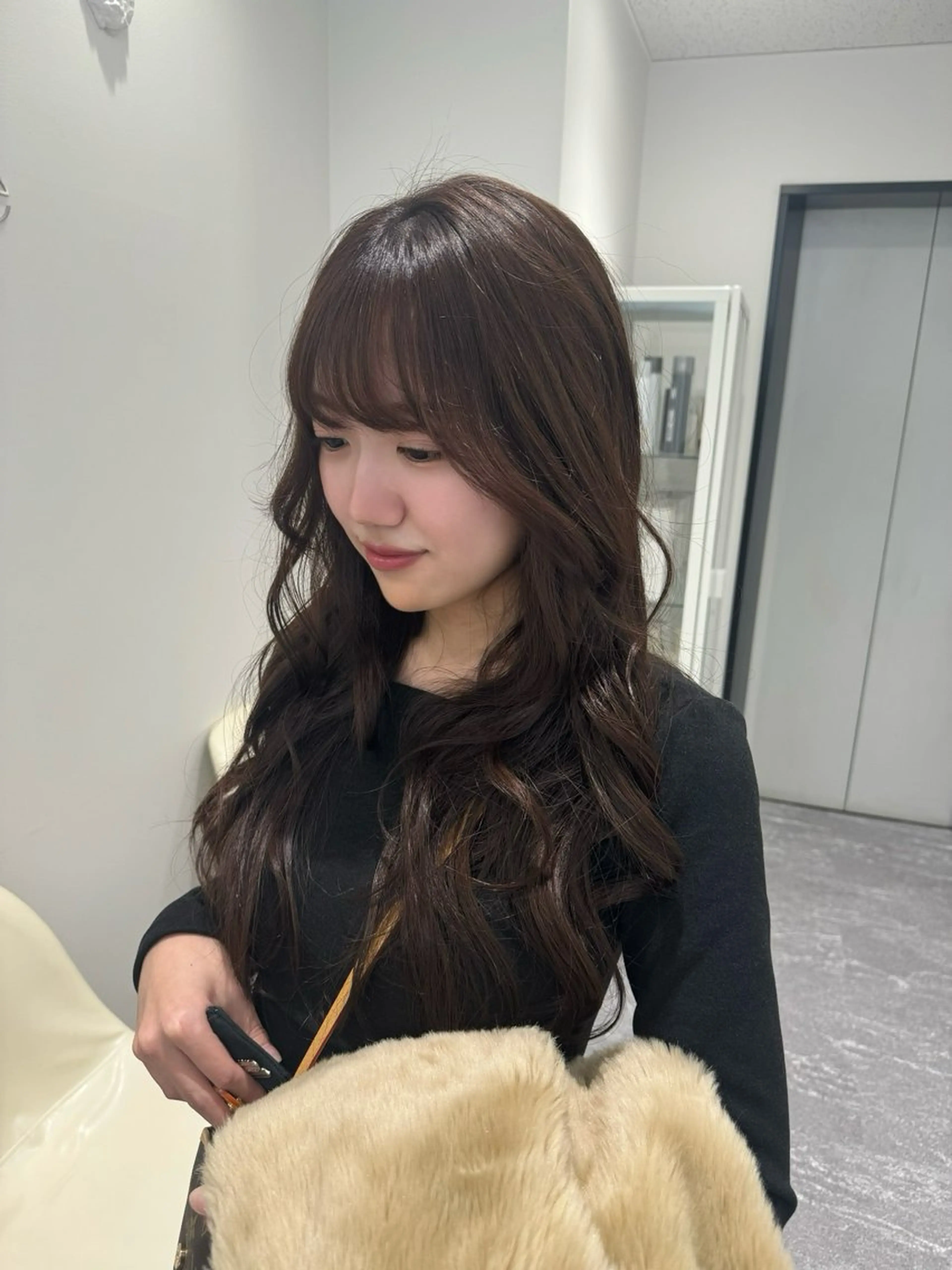 ロング カット ヘアカラー トリートメント 柔らかい透明感カラー 🎀maria🎀のヘアスタイル