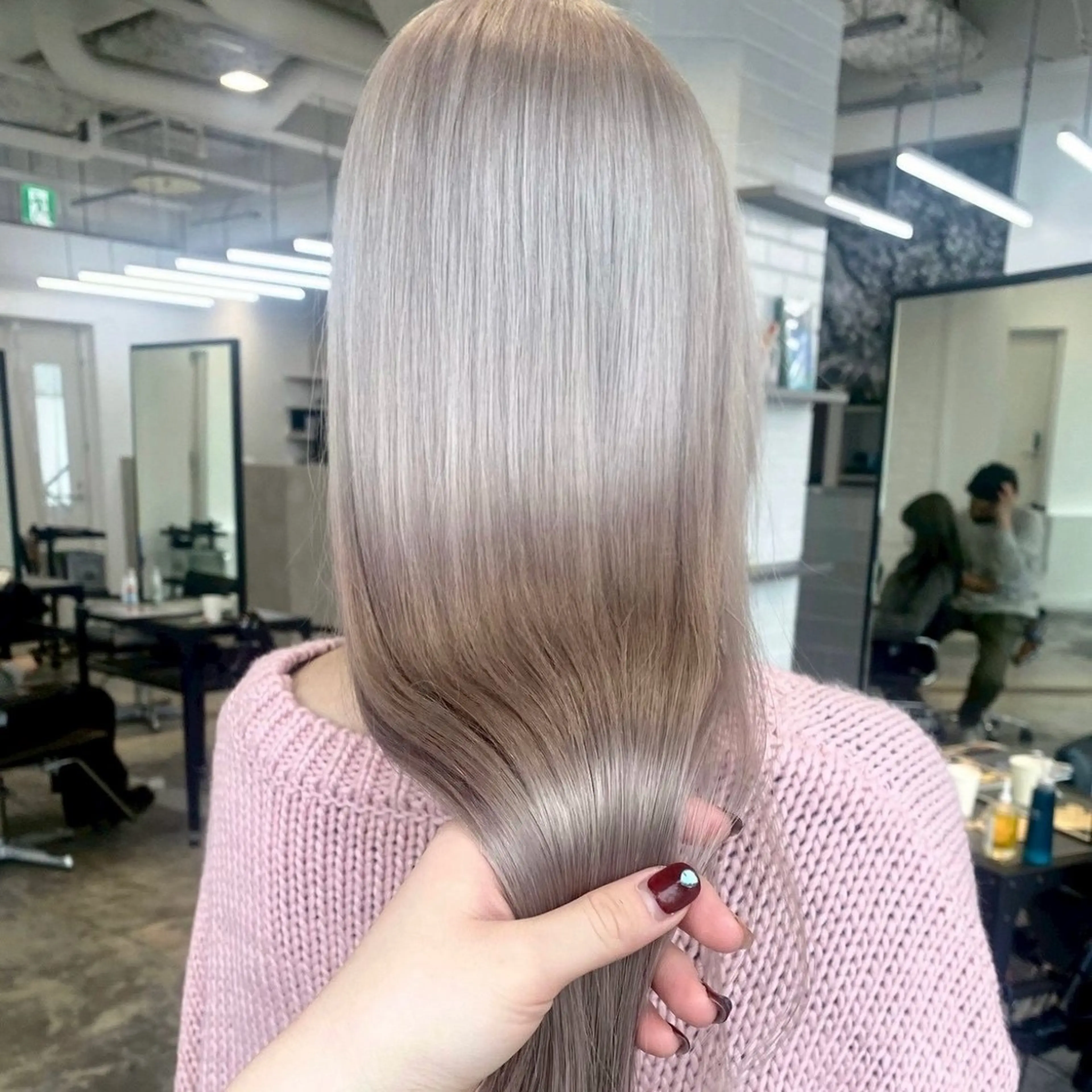 ロング 💖ハイトーン特化 💖nanaのヘアスタイル