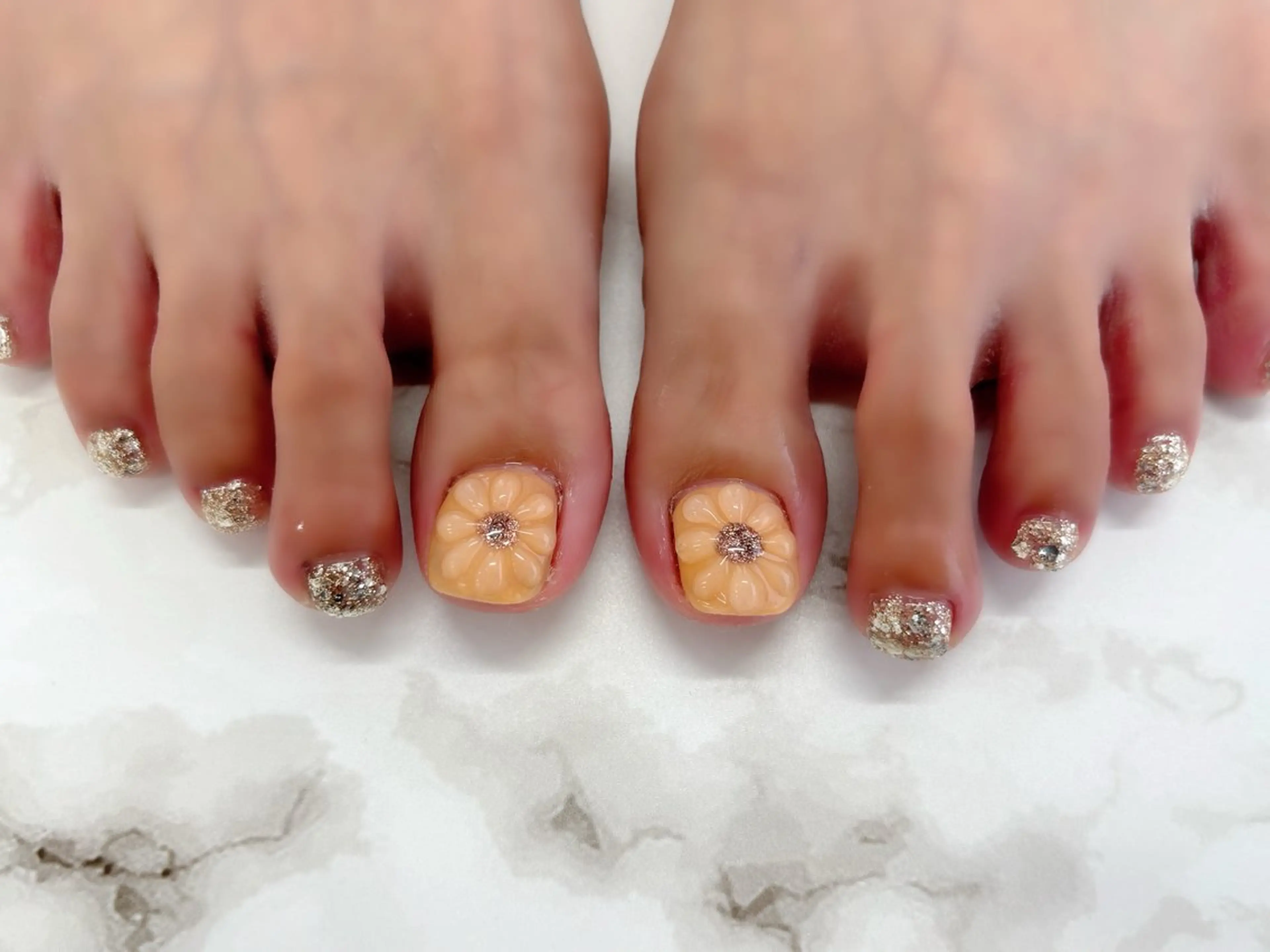 ネイル フットネイル K. Amiのネイルデザイン