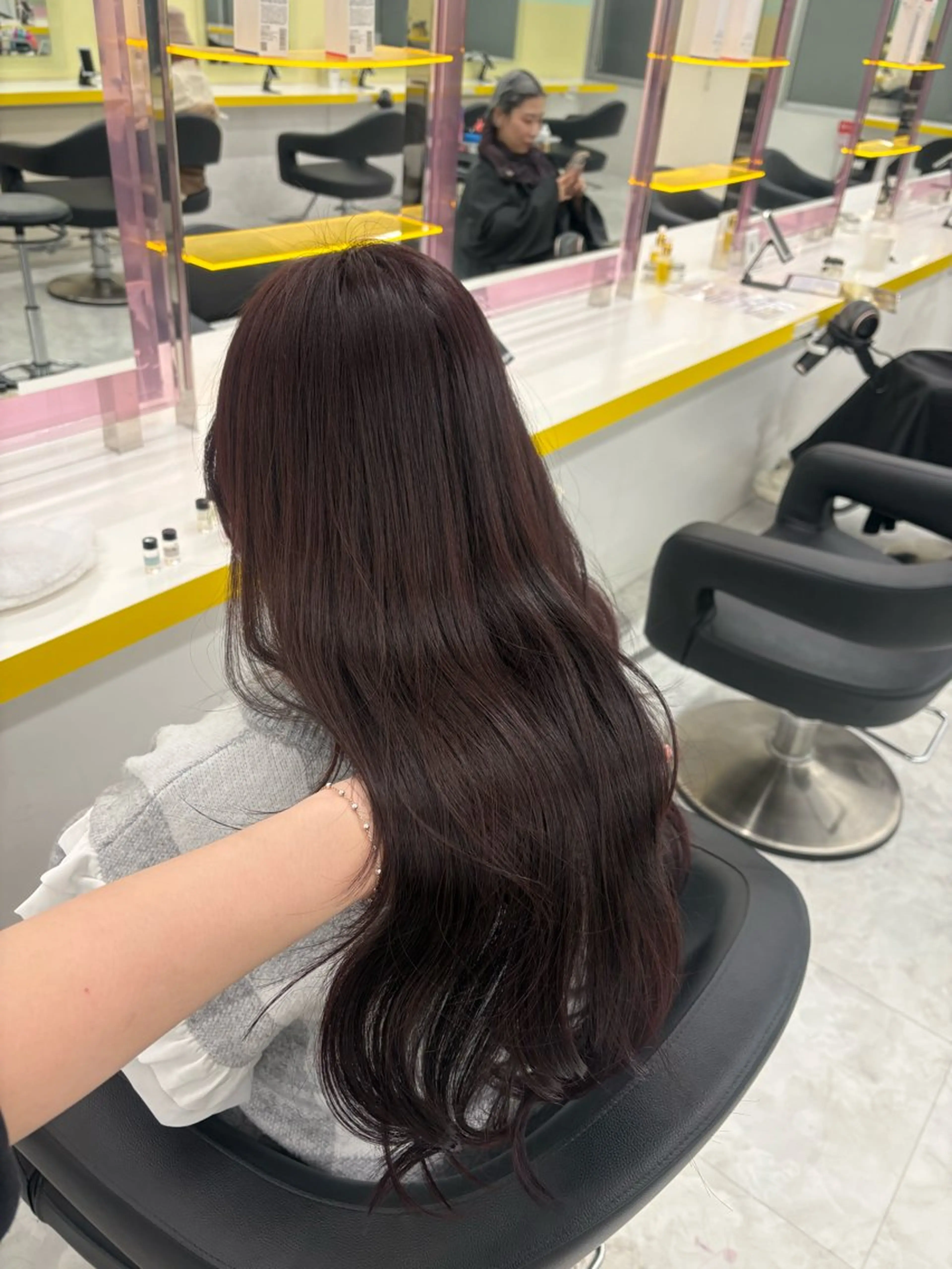 ロング カラー ヘアカラー ベージュ×レイヤー 🤎横浜/miu🤎のヘアスタイル