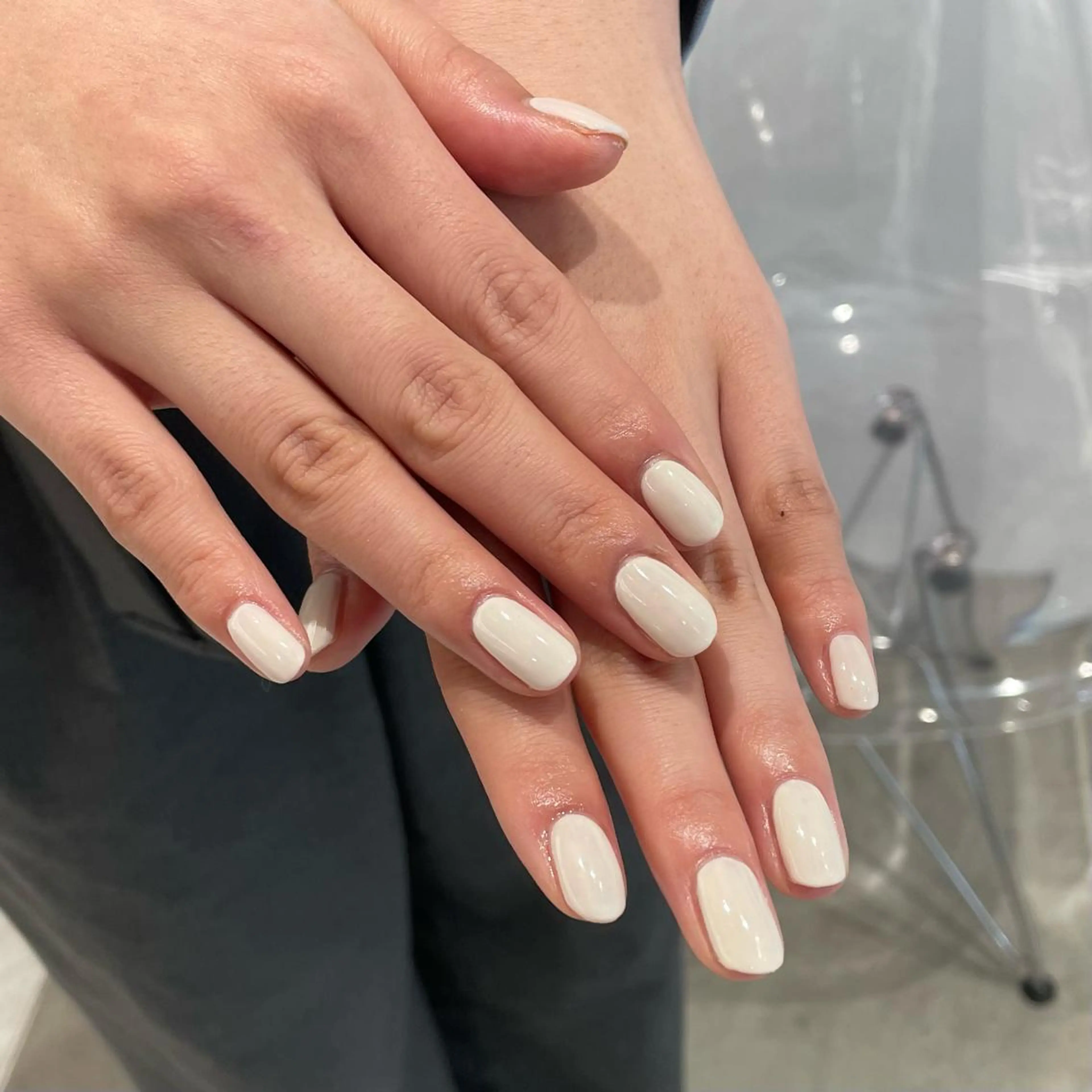 セミロング カラー パーマ ヘアアレンジ メンズ キッズ ネイル マツエク・マツパ アイブロウ ホワイト mona/ ストレートスタイル✨のヘアスタイル