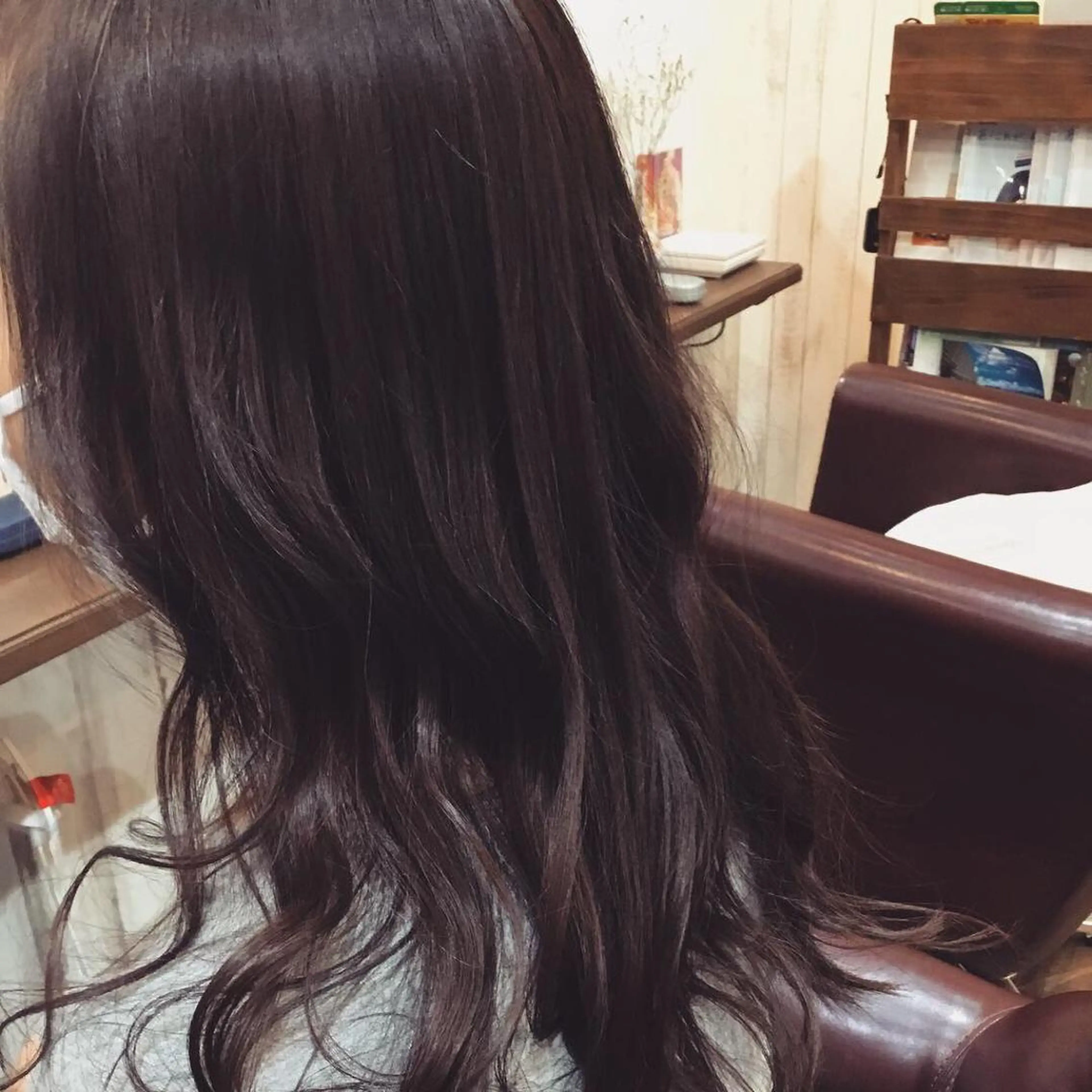 セミロング カラー embrace エンブレイスのヘアスタイル