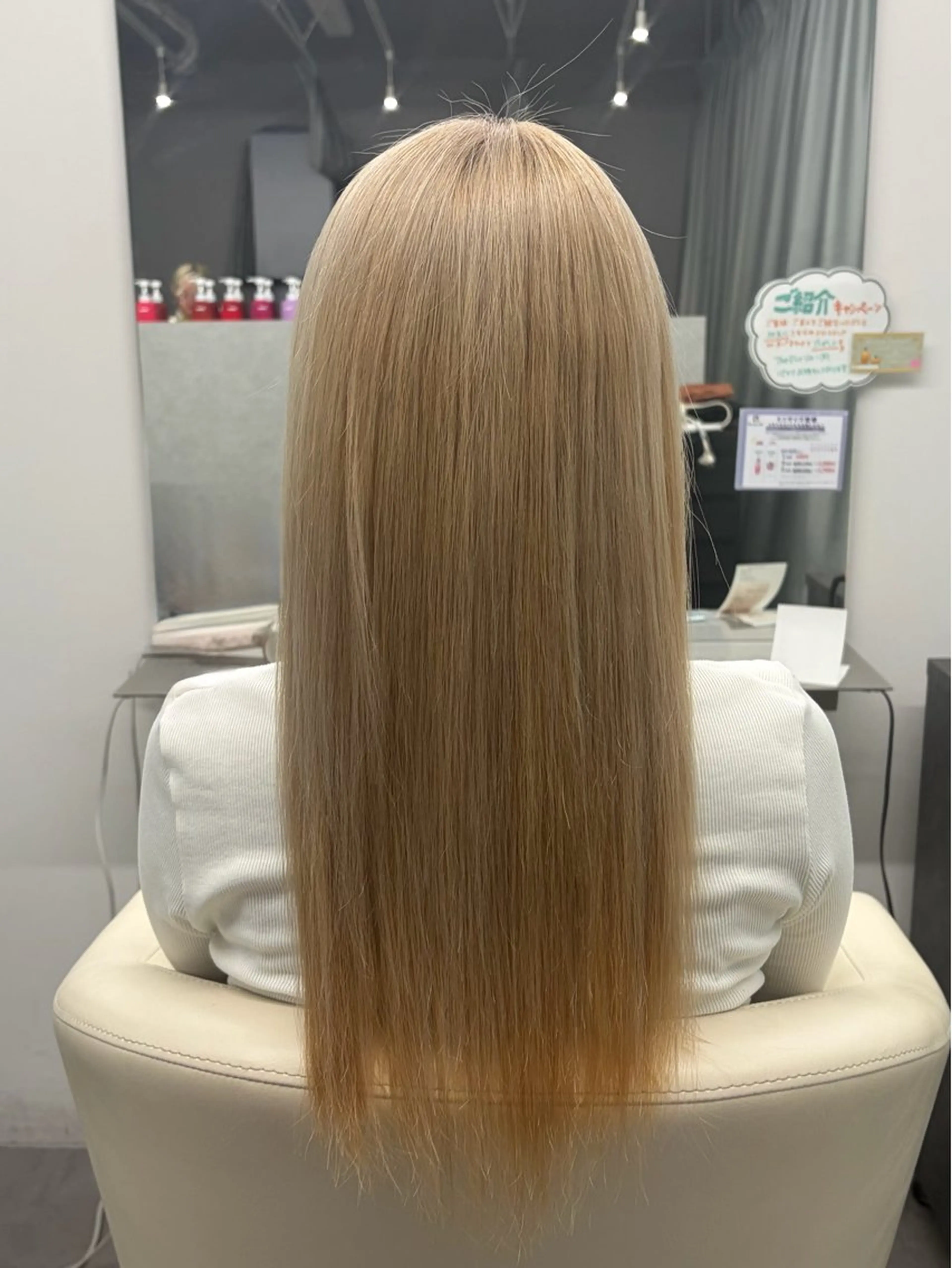 ロング カラー 江坂 mikuのヘアスタイル