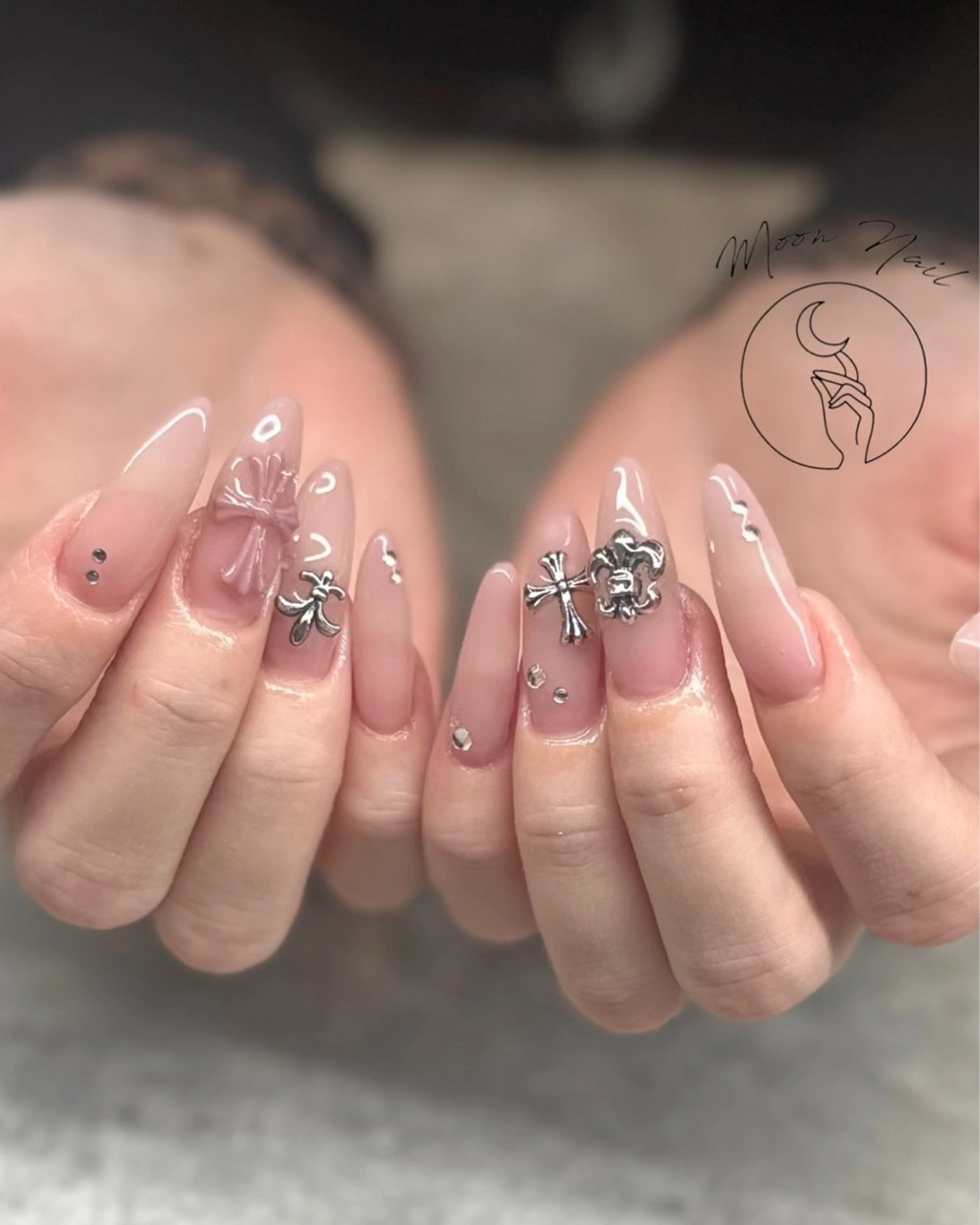 ネイル Moon  Nail /栄　大須のネイルデザイン