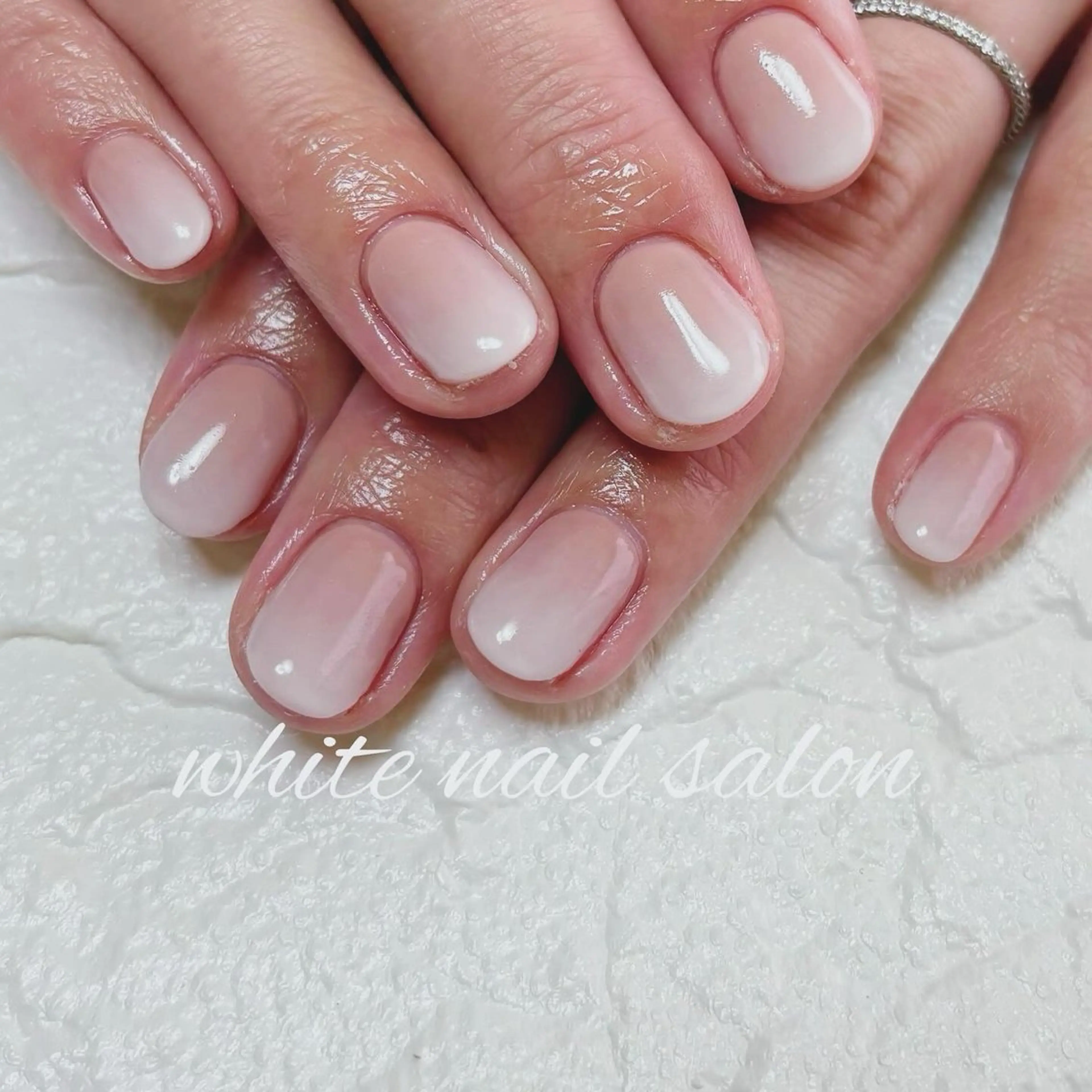 ネイル ホワイト ハンドネイル white nail salonのネイルデザイン
