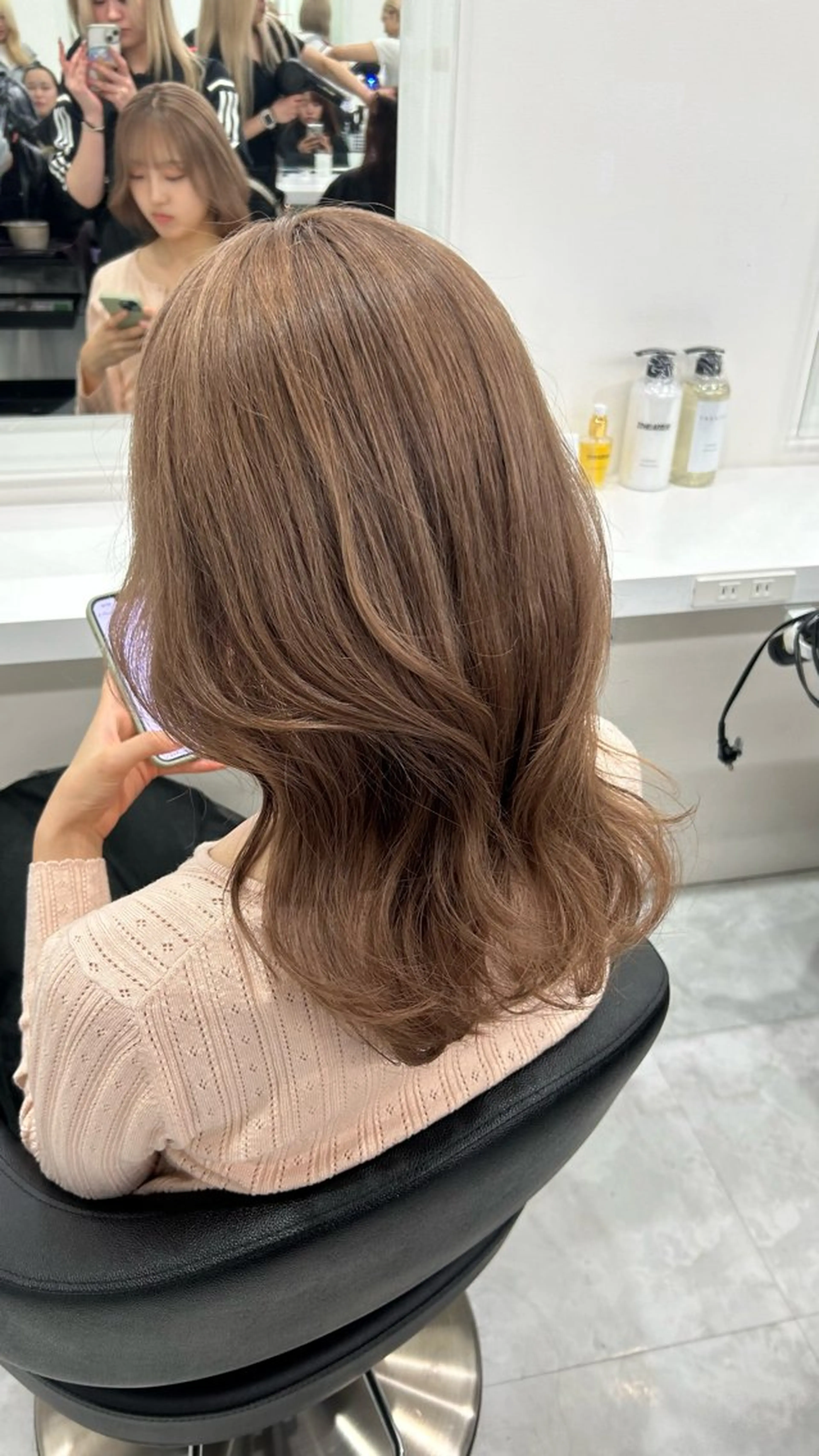 ロング カラー パーマ ヘアアレンジ メンズ キッズ ヘアカラー トリートメント 盛れ韓国ハイトーン 🎀Himari🎀のヘアスタイル