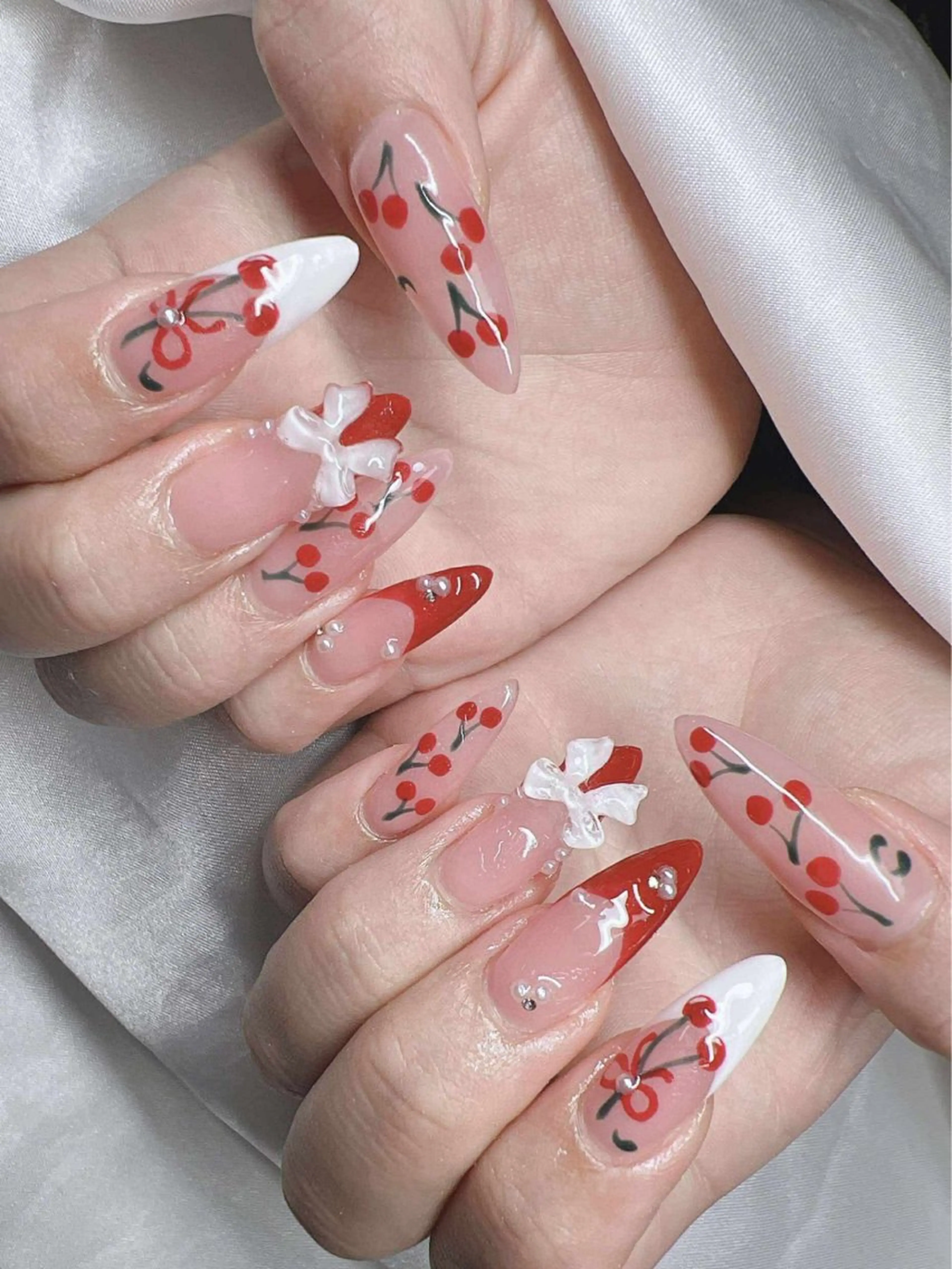 ネイル 長さ出し グラデーション 卒業式 キラキラネイル マグネットネイル ハンドネイル Lee Nailsのネイルデザイン