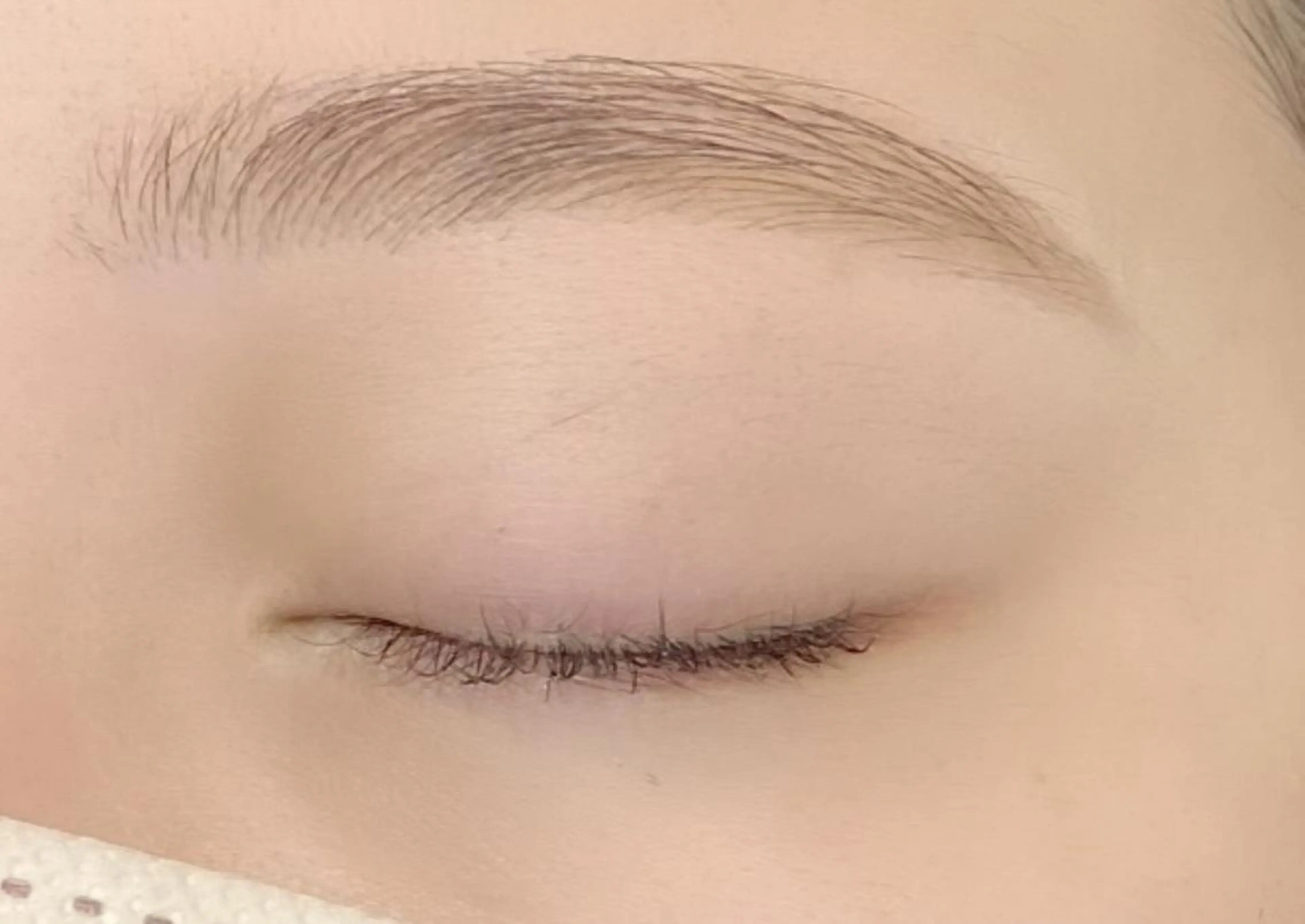 🆕 アイブロウスタイリング+【カット+wax】🎊の写真