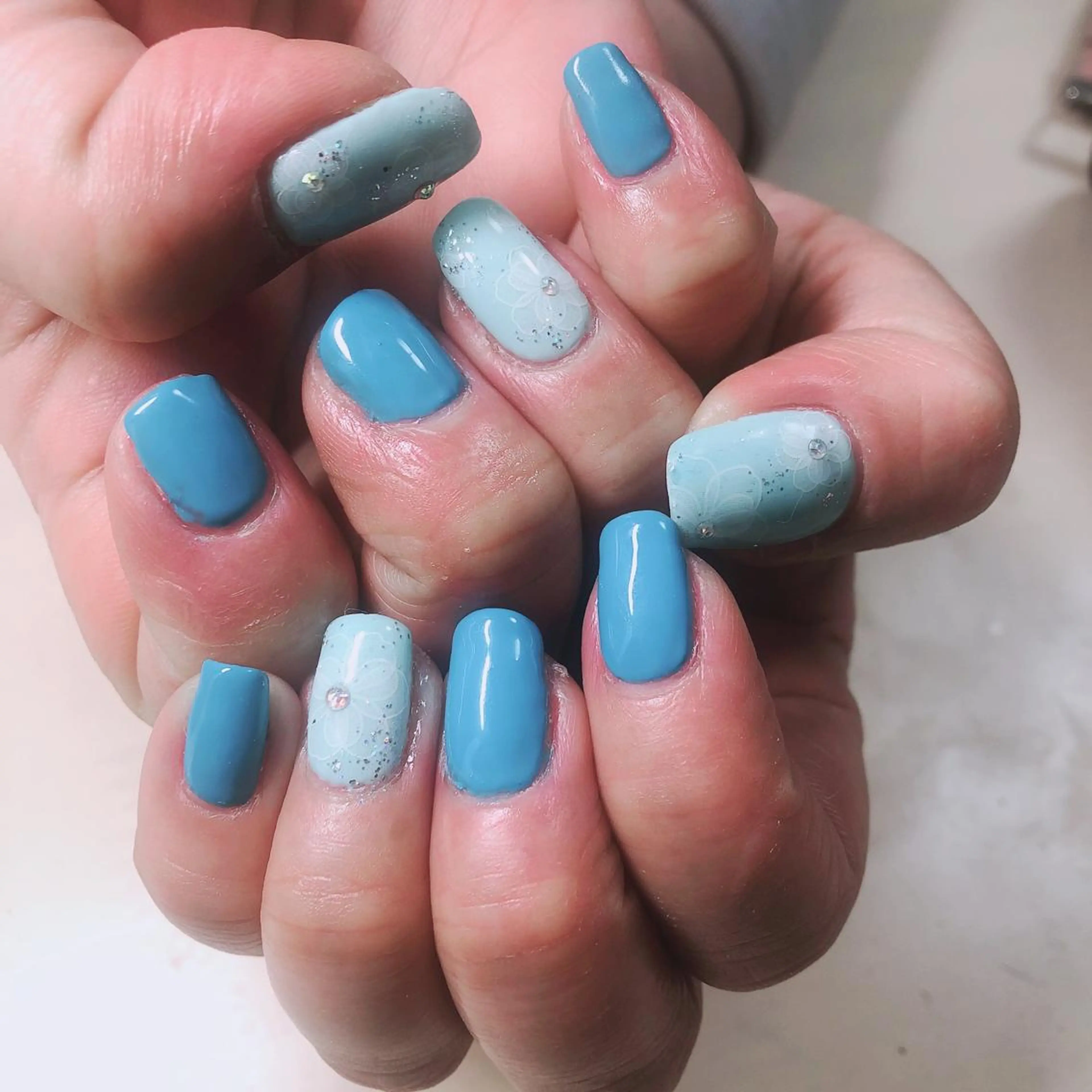 ネイル アートネイル 結城 怜菜のネイルデザイン