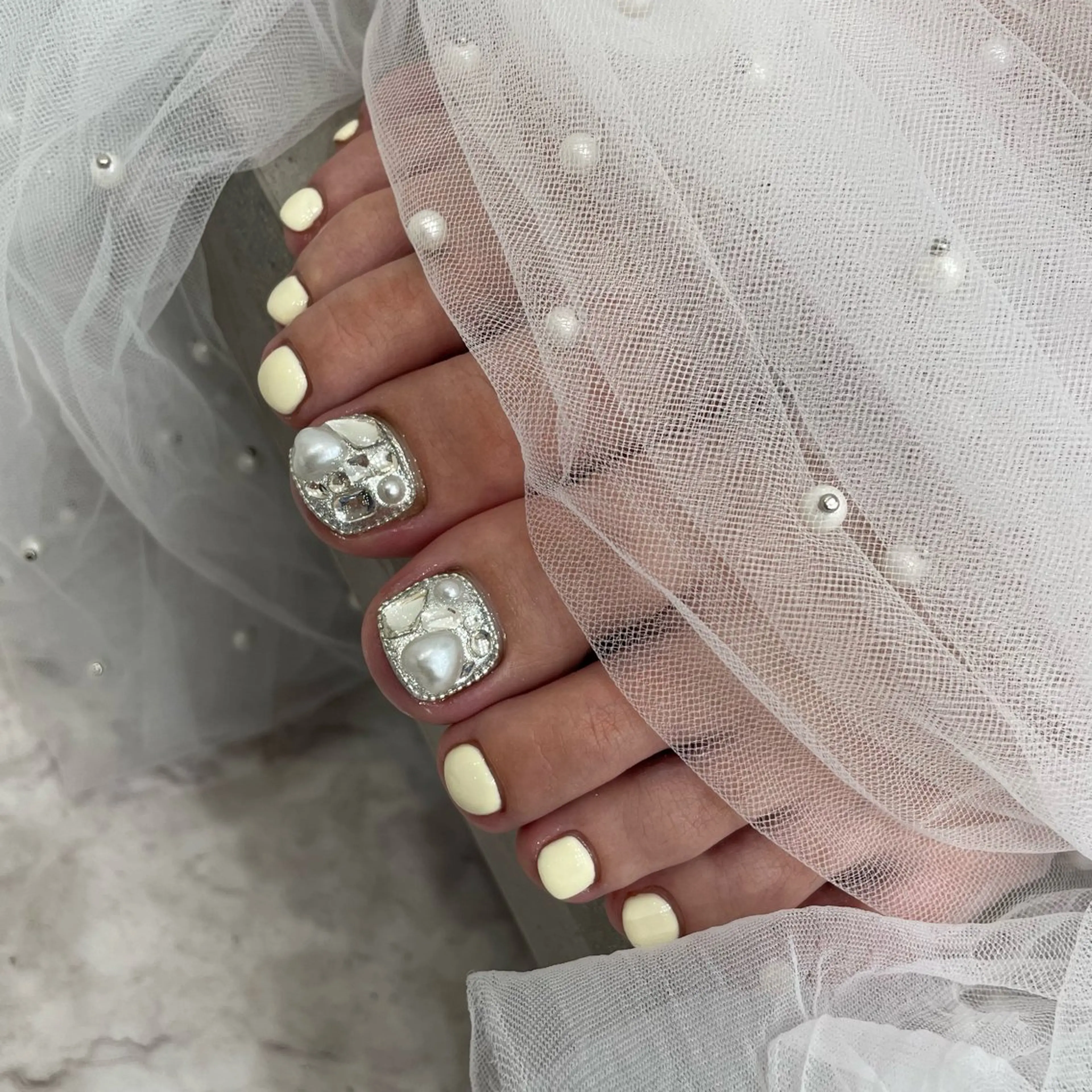 ネイル フットネイル 韓国ネイル🎀 H nail 碧のネイルデザイン