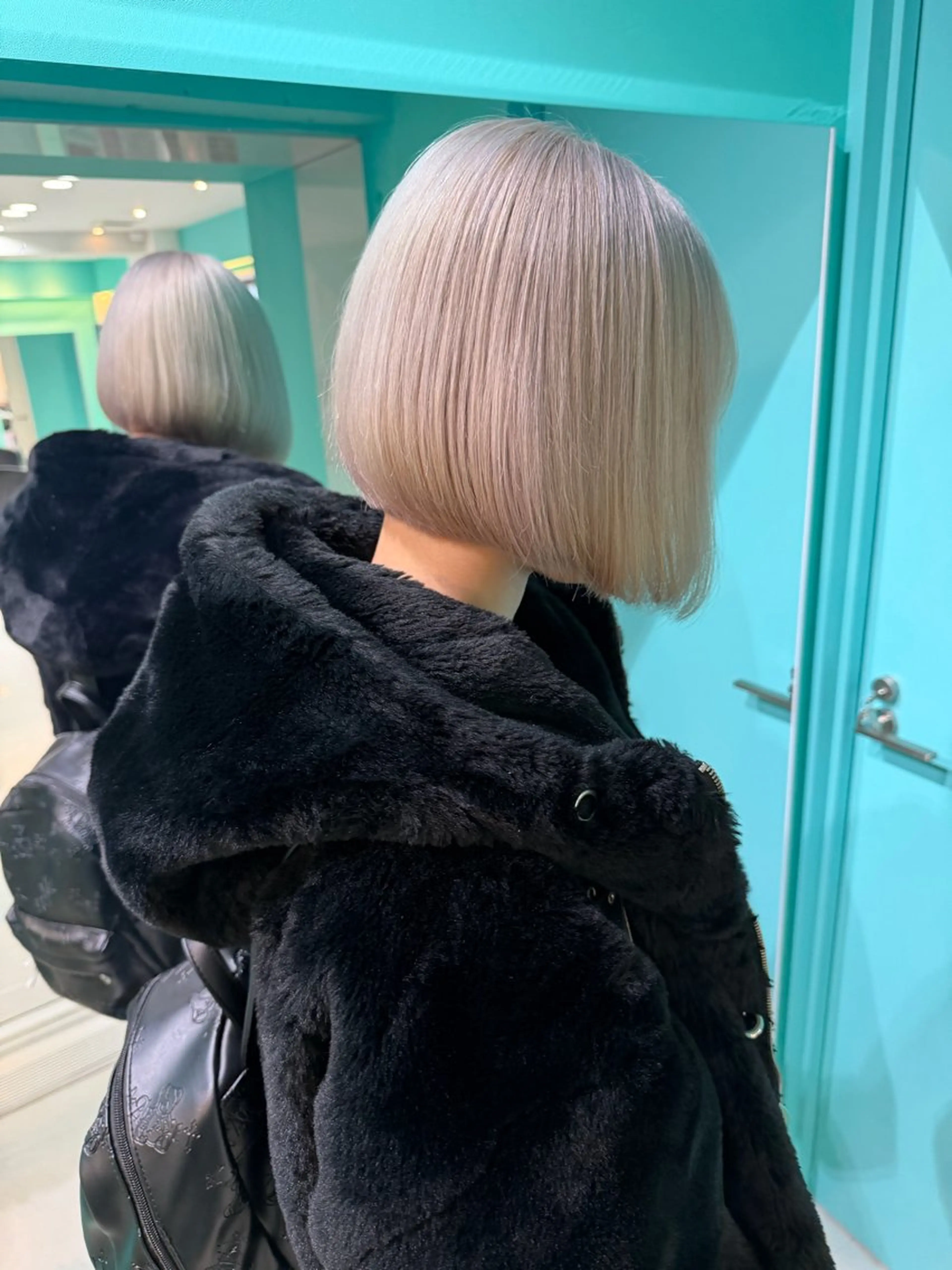 ショート カラー ベージュカラー ブリーチ ダブルカラー ホワイトベージュ ヘアカラー 🫧ショート/ボブ 池袋西口・泡渕✂️のヘアスタイル