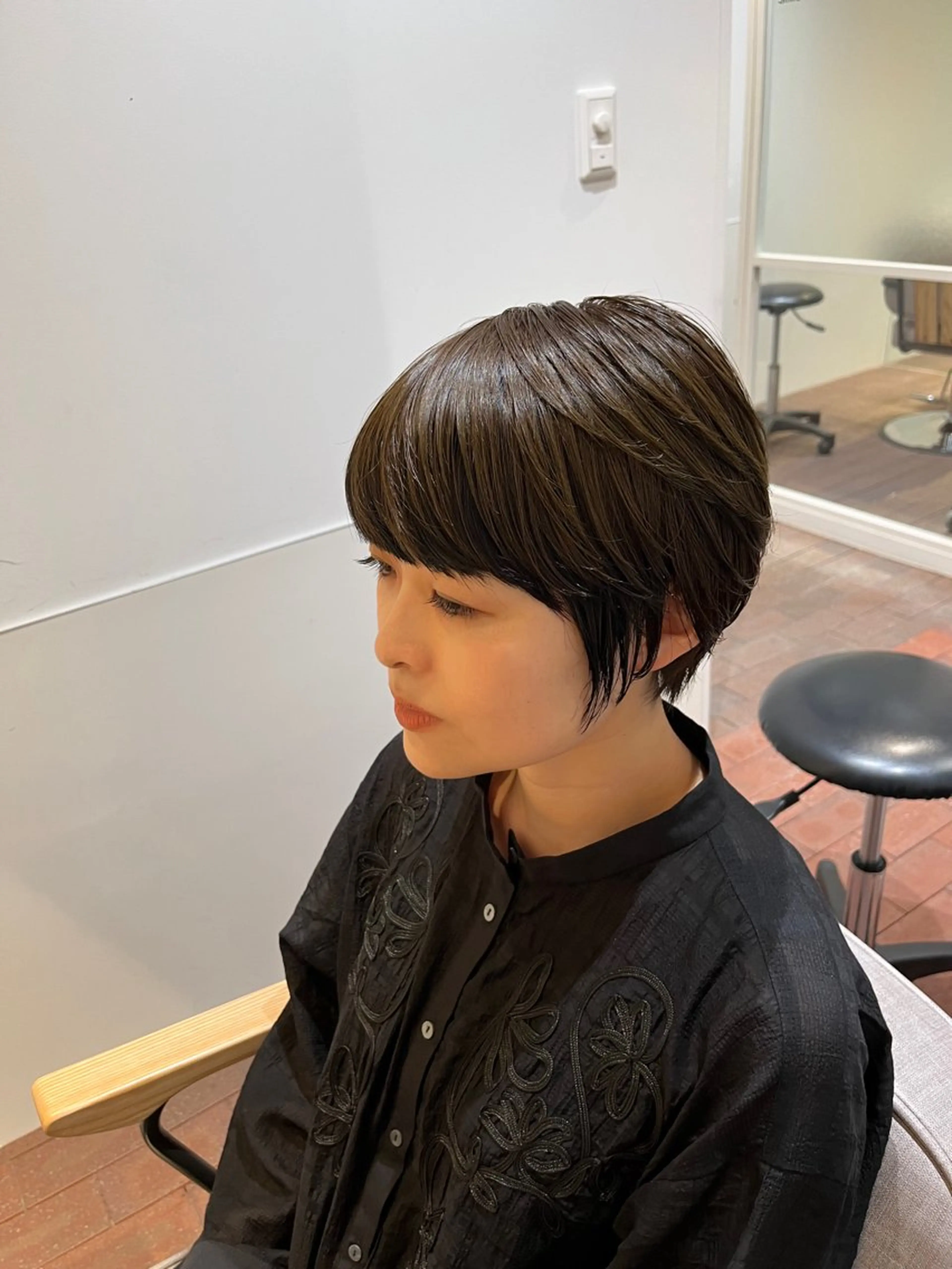 ショート カラー ブリーチ ブリーチなしカラー ショートヘア カット ヘアカラー トリートメント マンツーマン 縮毛矯正/マユコのヘアスタイル