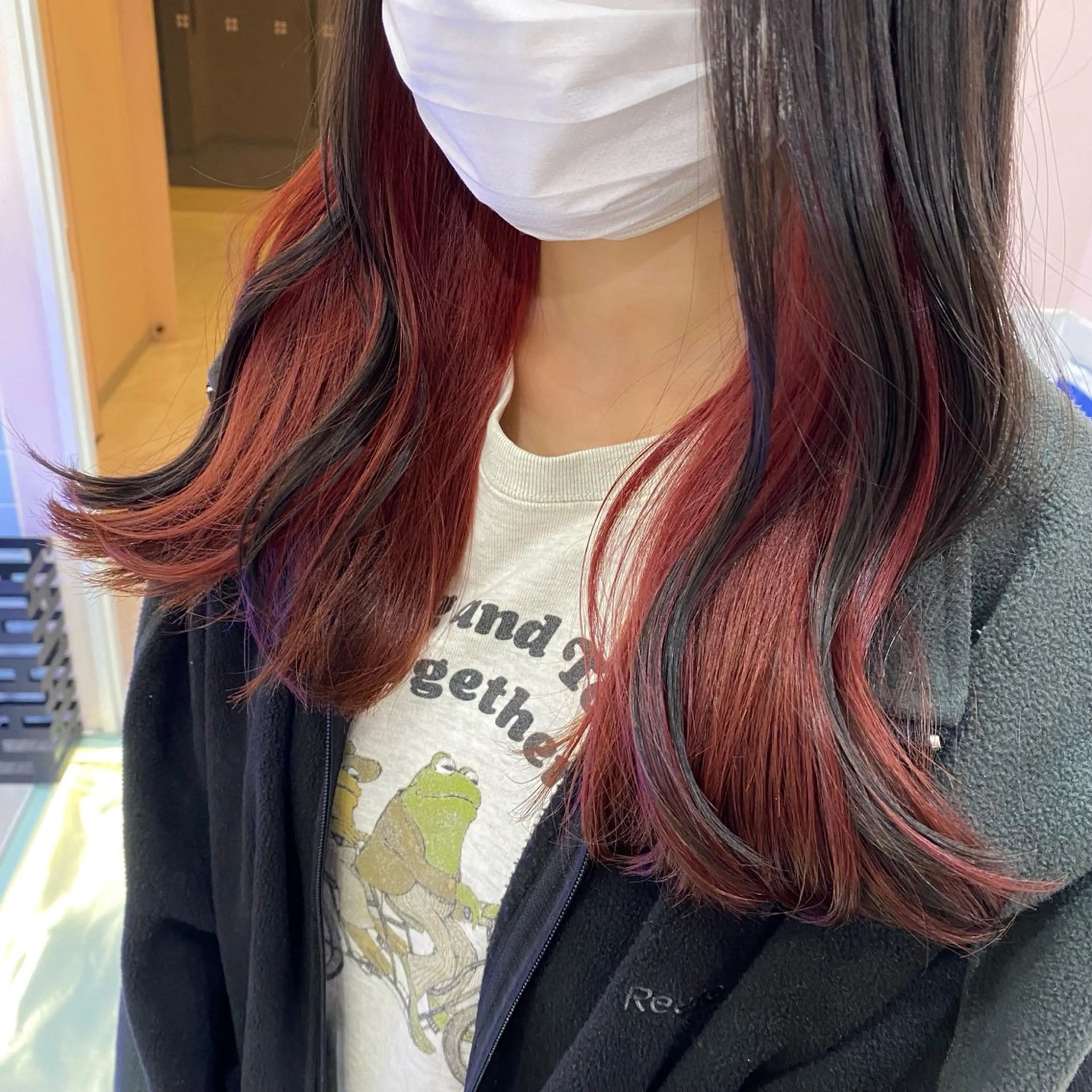 セミロング 抜け感/ワンカラー/ 明大前/桑田のヘアスタイル