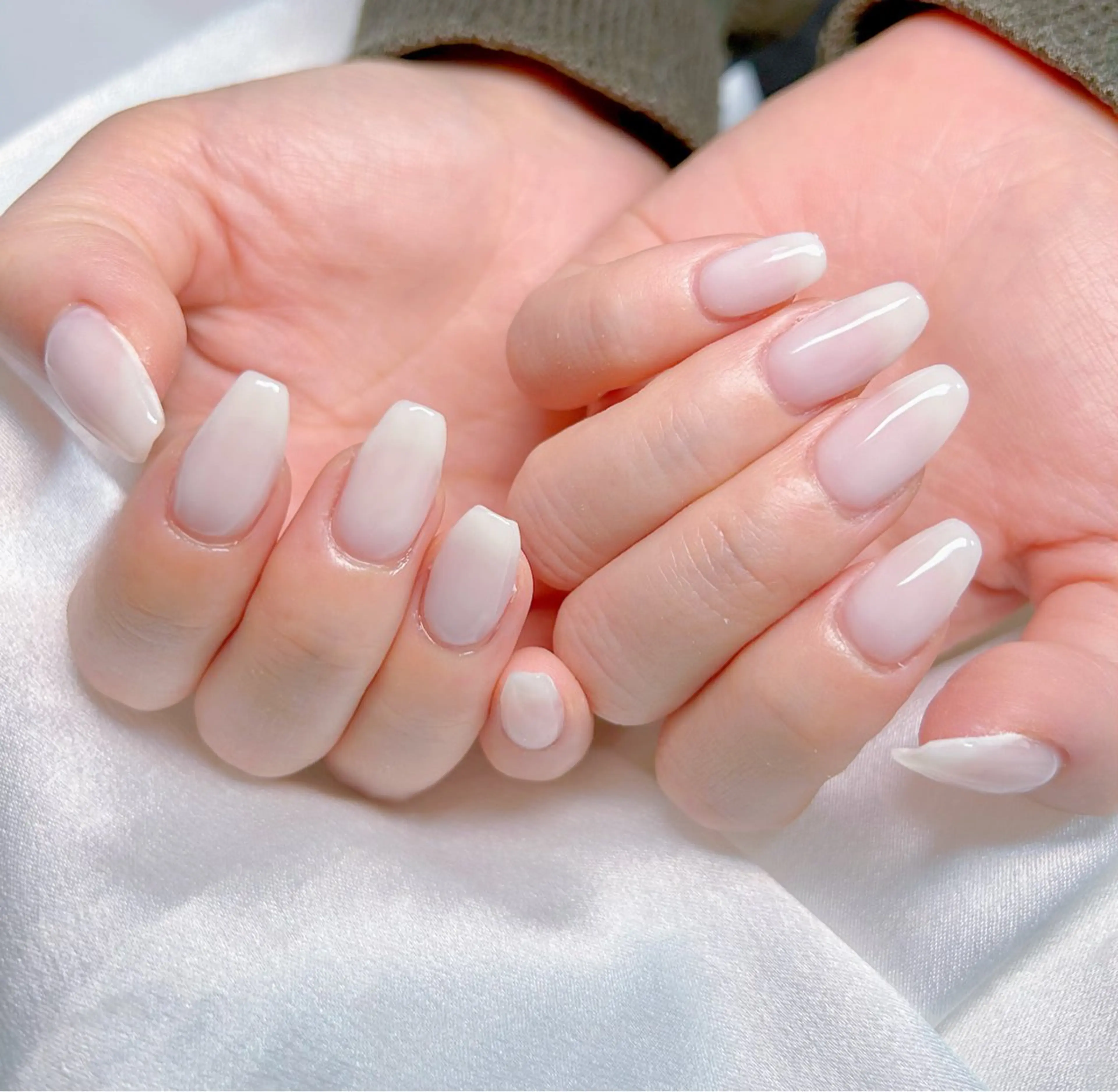 ［ミニモ学割］（オフ無し）ワンカラーやラメグラデーション🎨（ストーンやパッツ2個無料）の写真