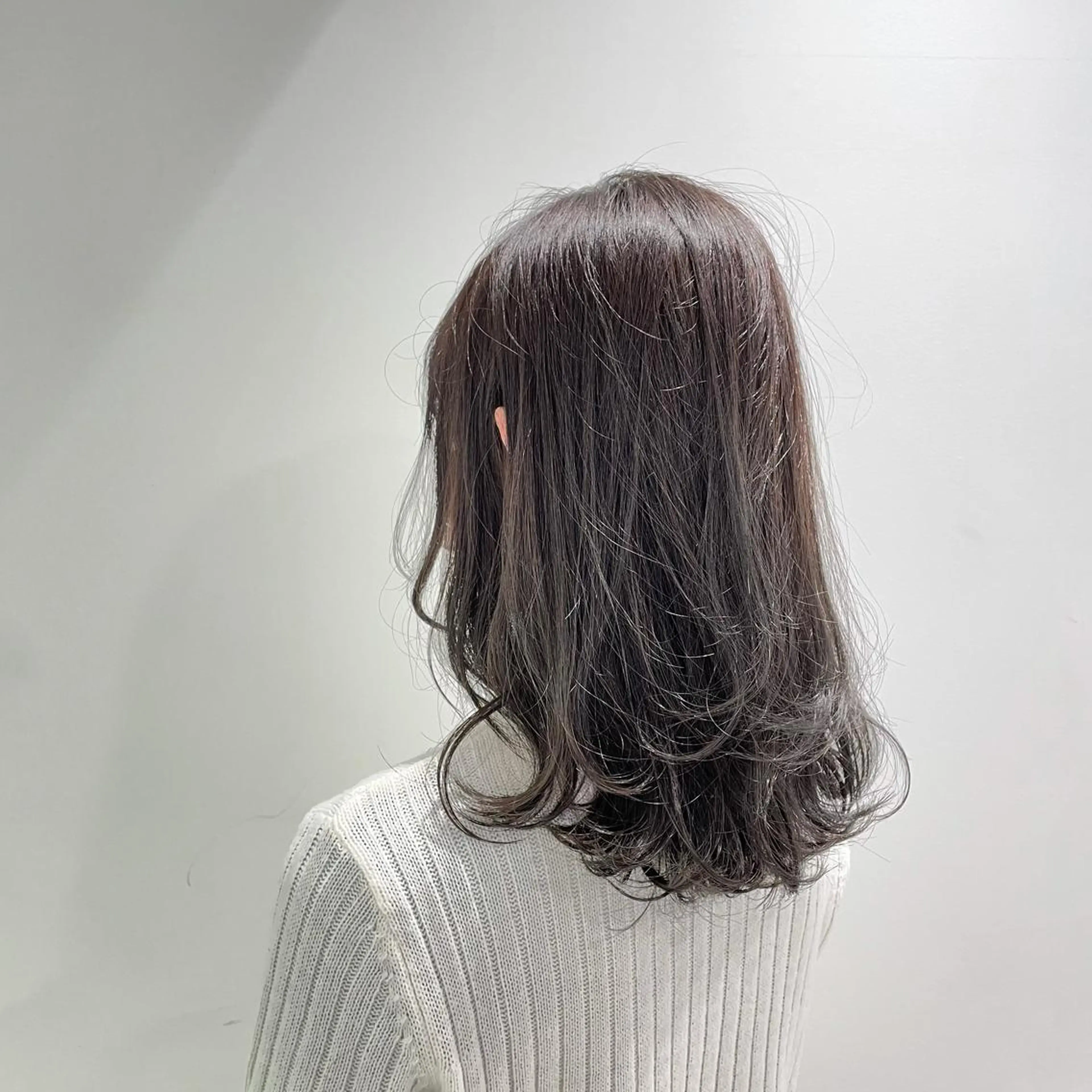 セミロング カラー ヘアカラー トリートメント ヘアセット I'S.横浜所属・赤み消しカラー 🍀JUNKIのヘアスタイル