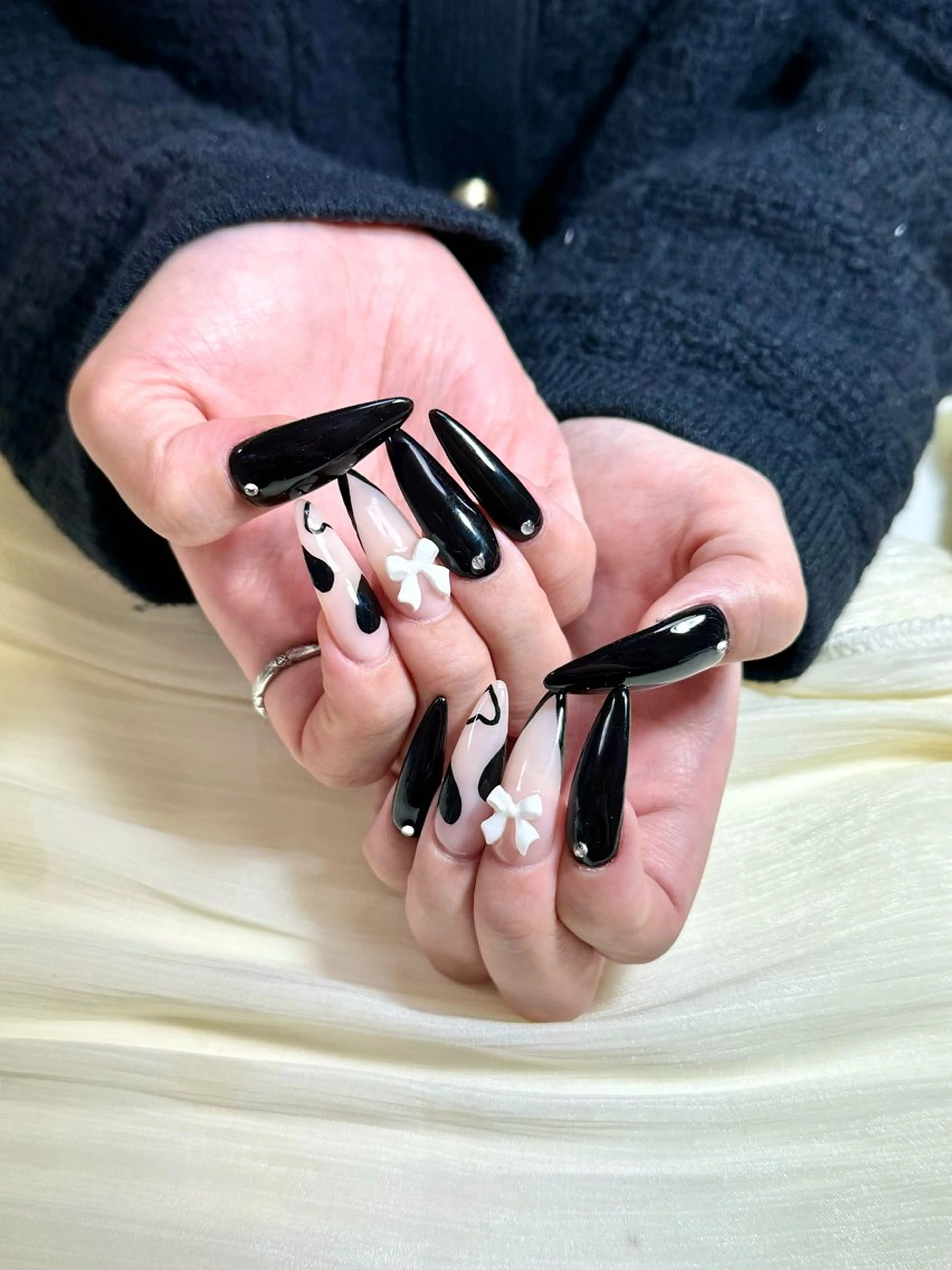ネイル ハンドネイル 🎀 NaNa_nailのネイルデザイン