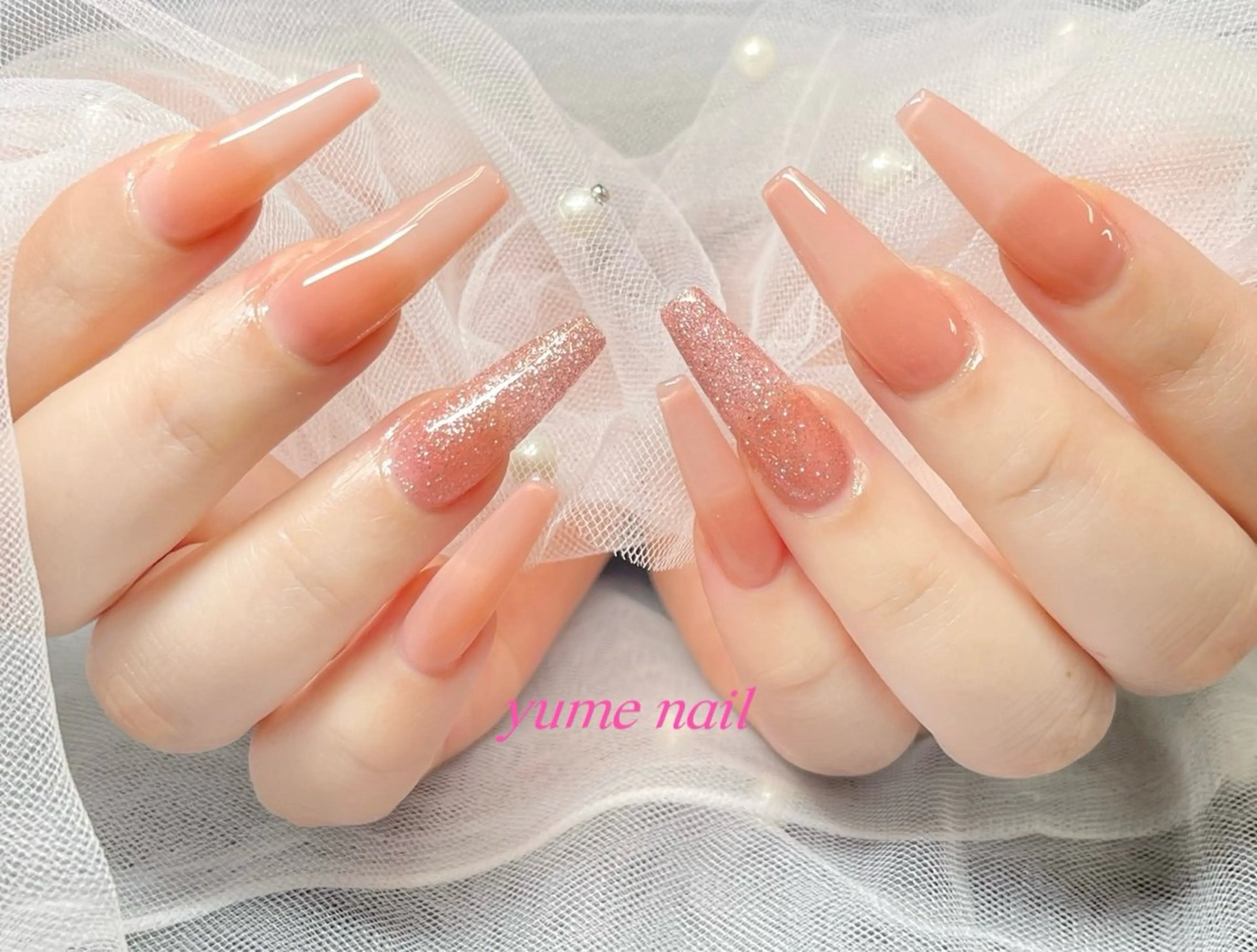 ミディアム ヒエン NAILのネイルデザイン