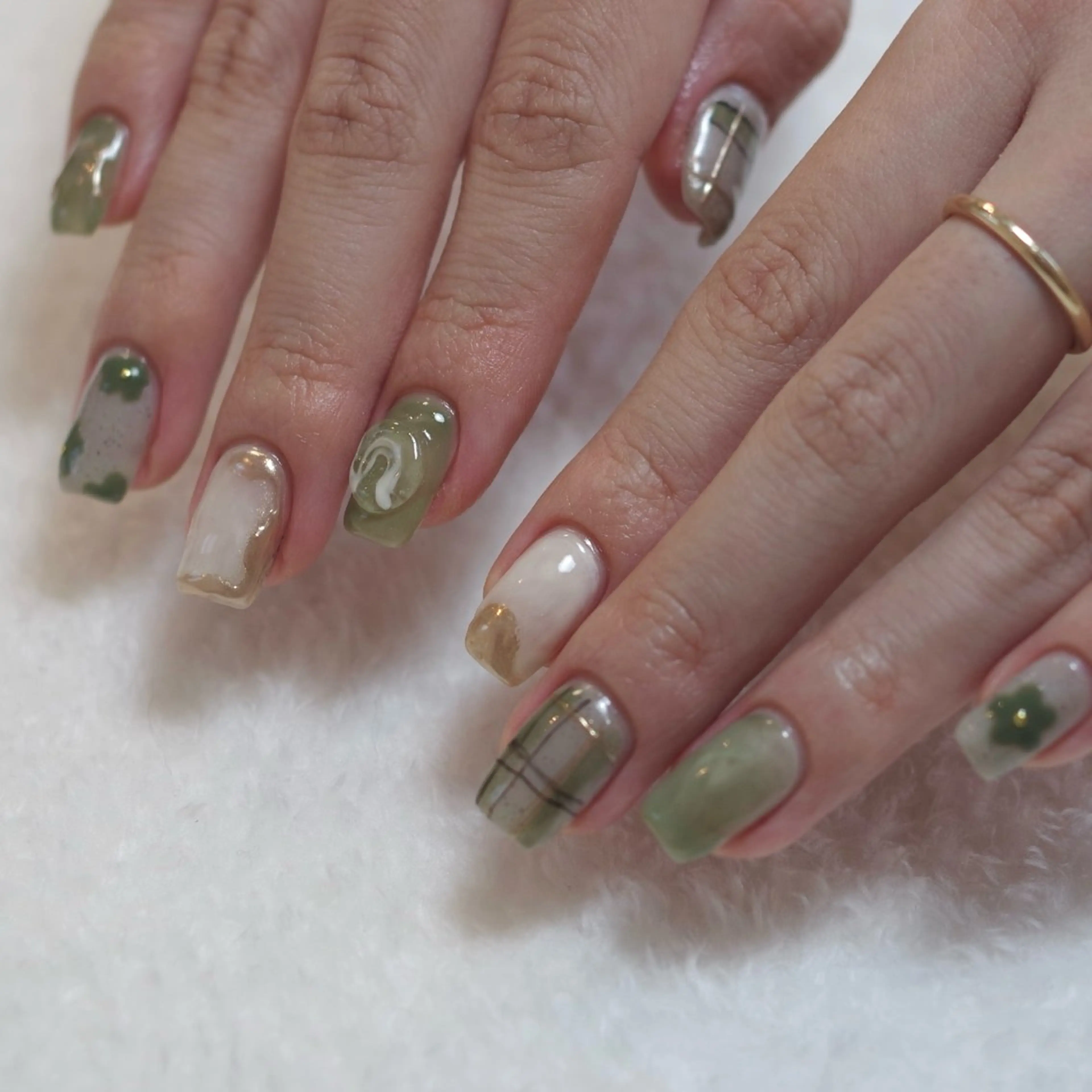 ネイル Halo Nail ／Miuのネイルデザイン