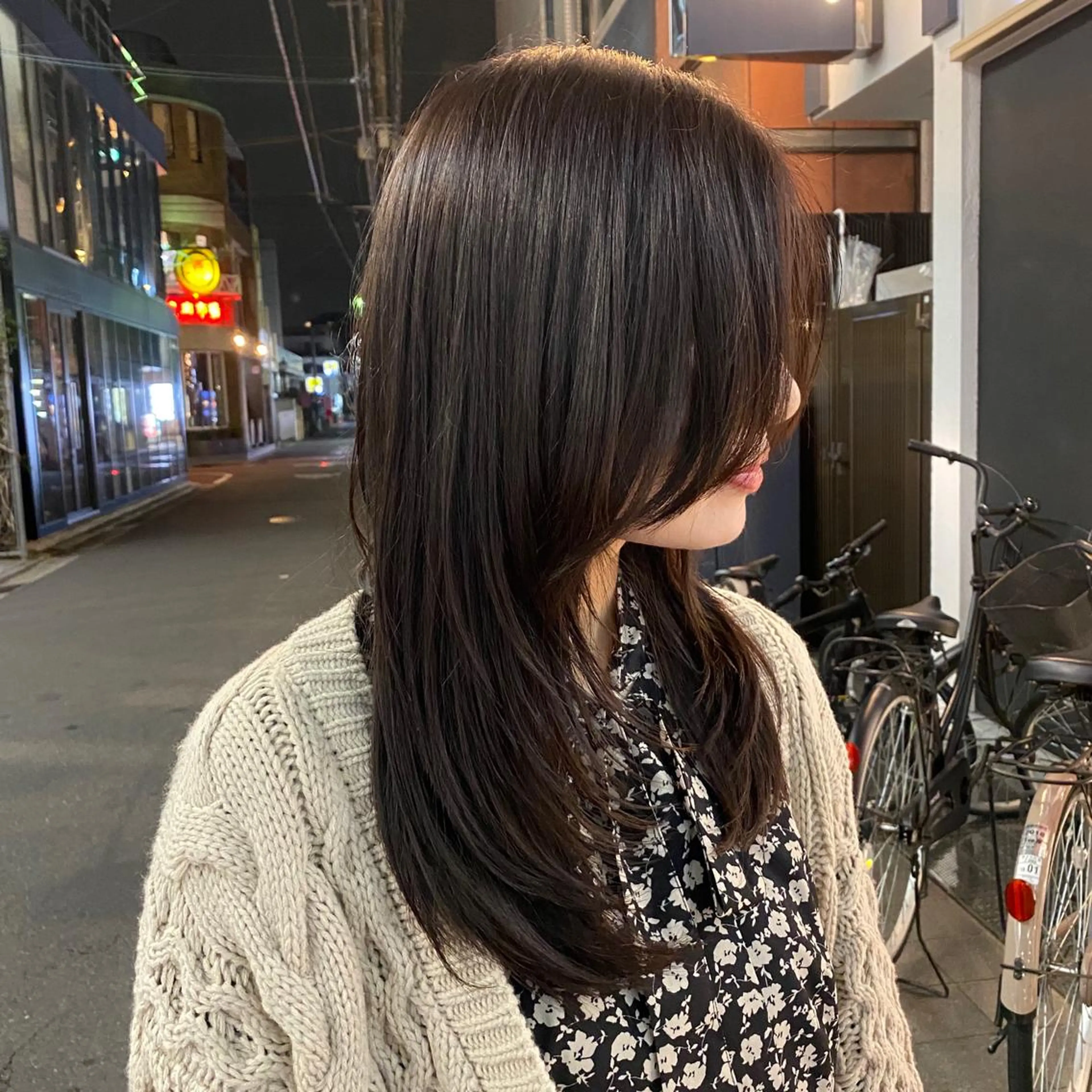 セミロング カラー かりん 🤍のヘアスタイル